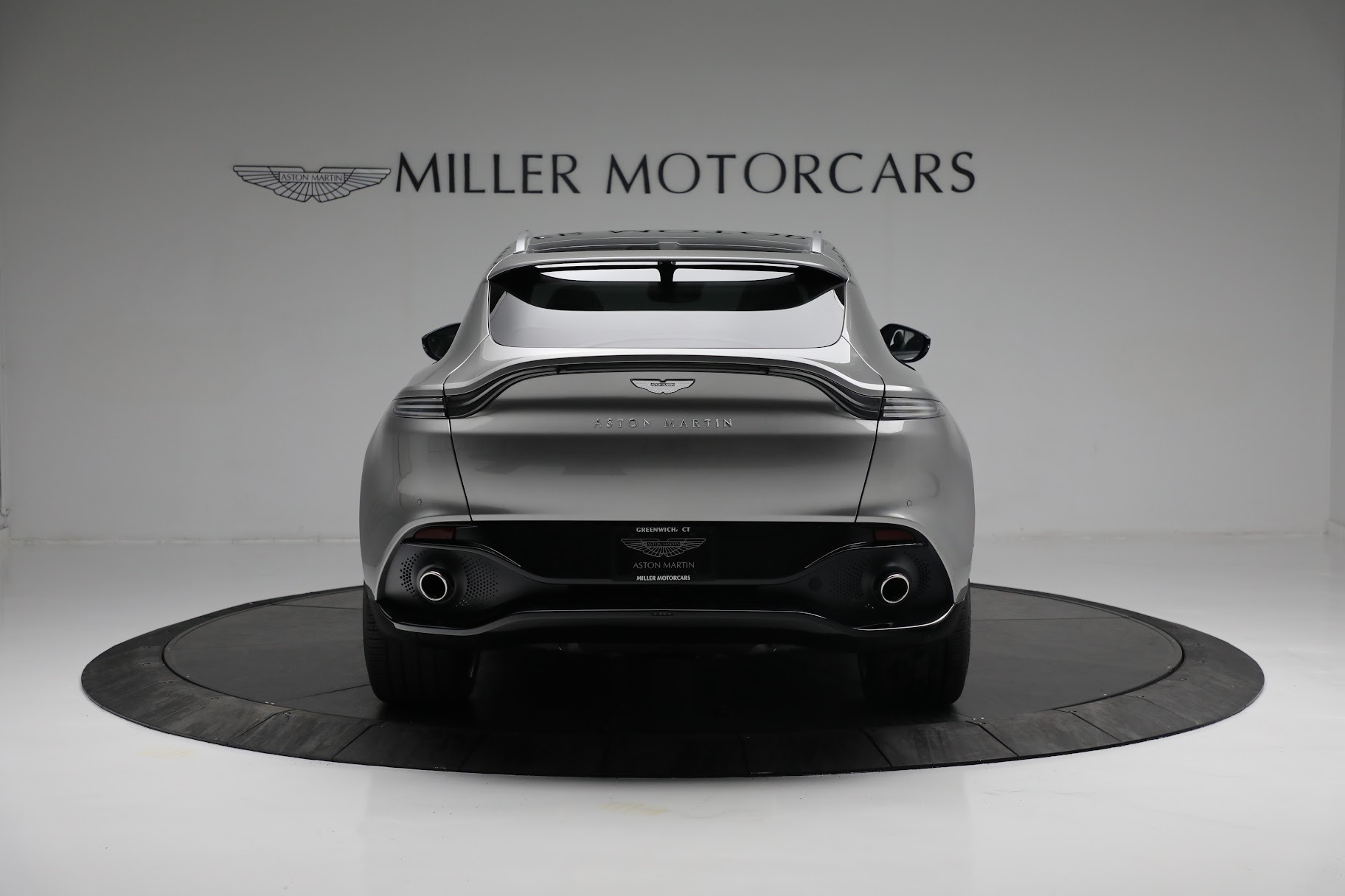 Used 2021 Aston Martin DBX | St. Petersburg, FL