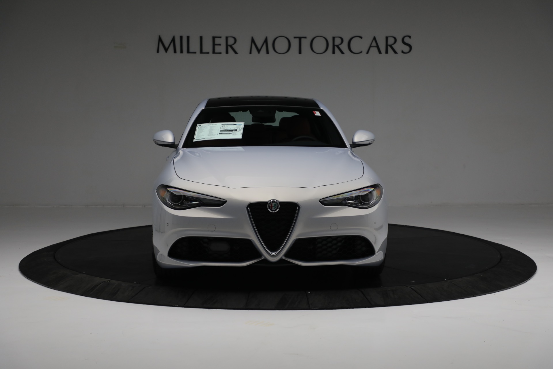New 2022 Alfa Romeo Giulia Ti | St. Petersburg, FL
