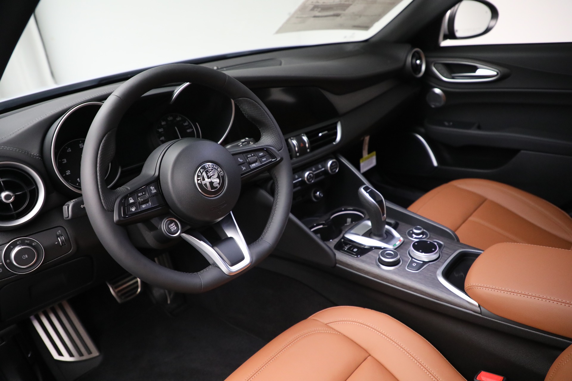 New 2022 Alfa Romeo Giulia Ti | St. Petersburg, FL