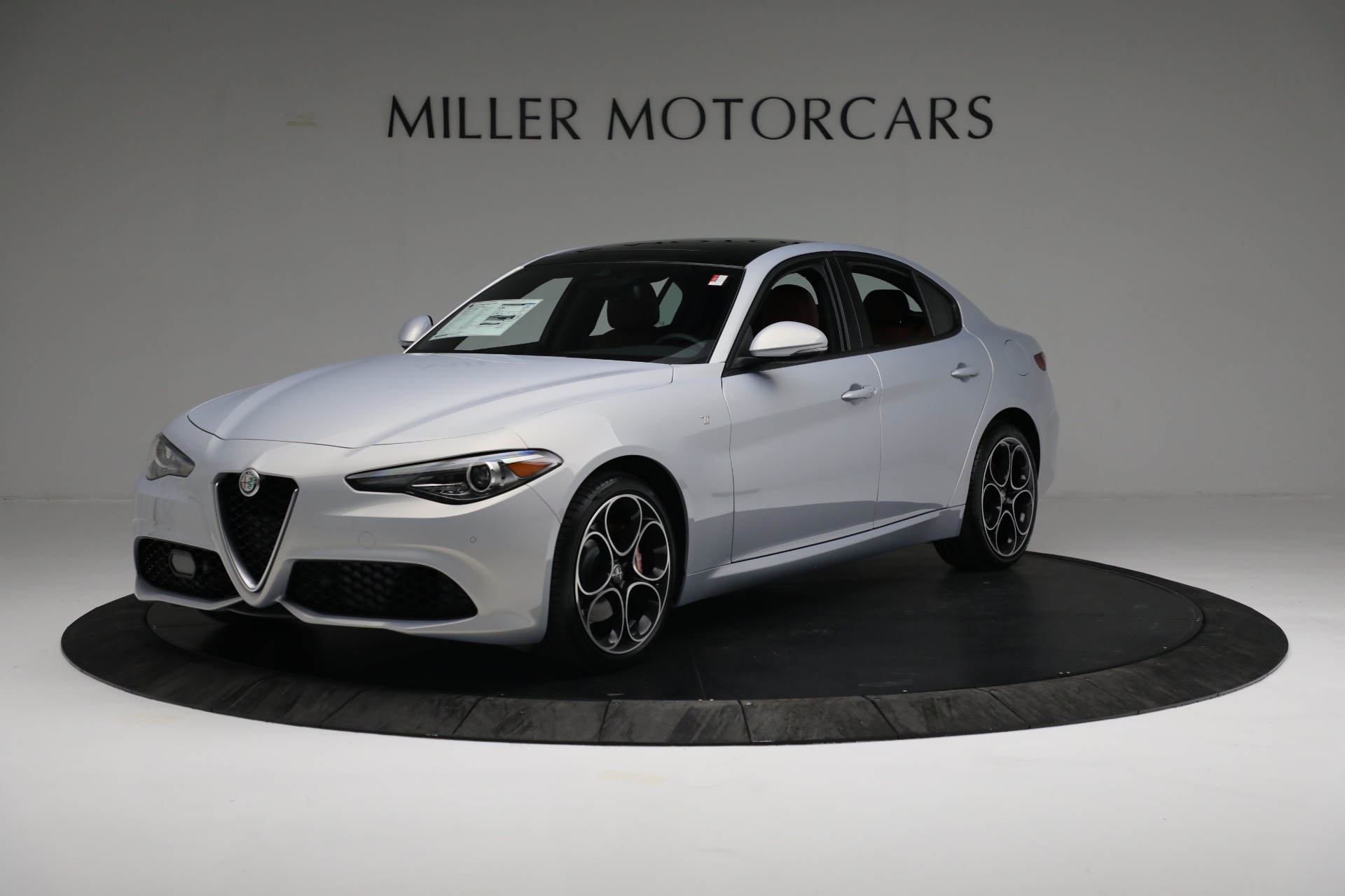 New 2022 Alfa Romeo Giulia Ti | St. Petersburg, FL