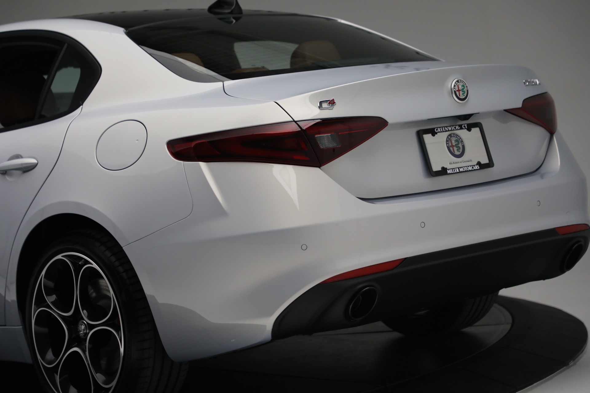 New 2022 Alfa Romeo Giulia Ti | St. Petersburg, FL