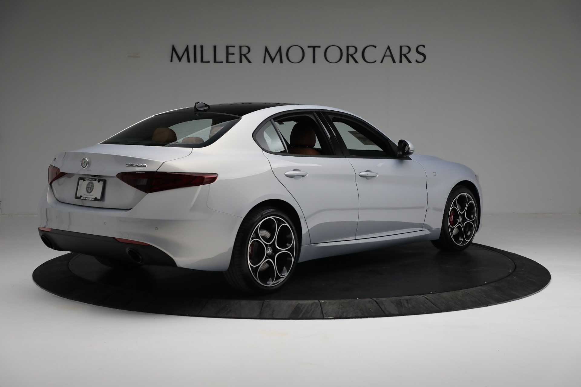 New 2022 Alfa Romeo Giulia Ti | St. Petersburg, FL