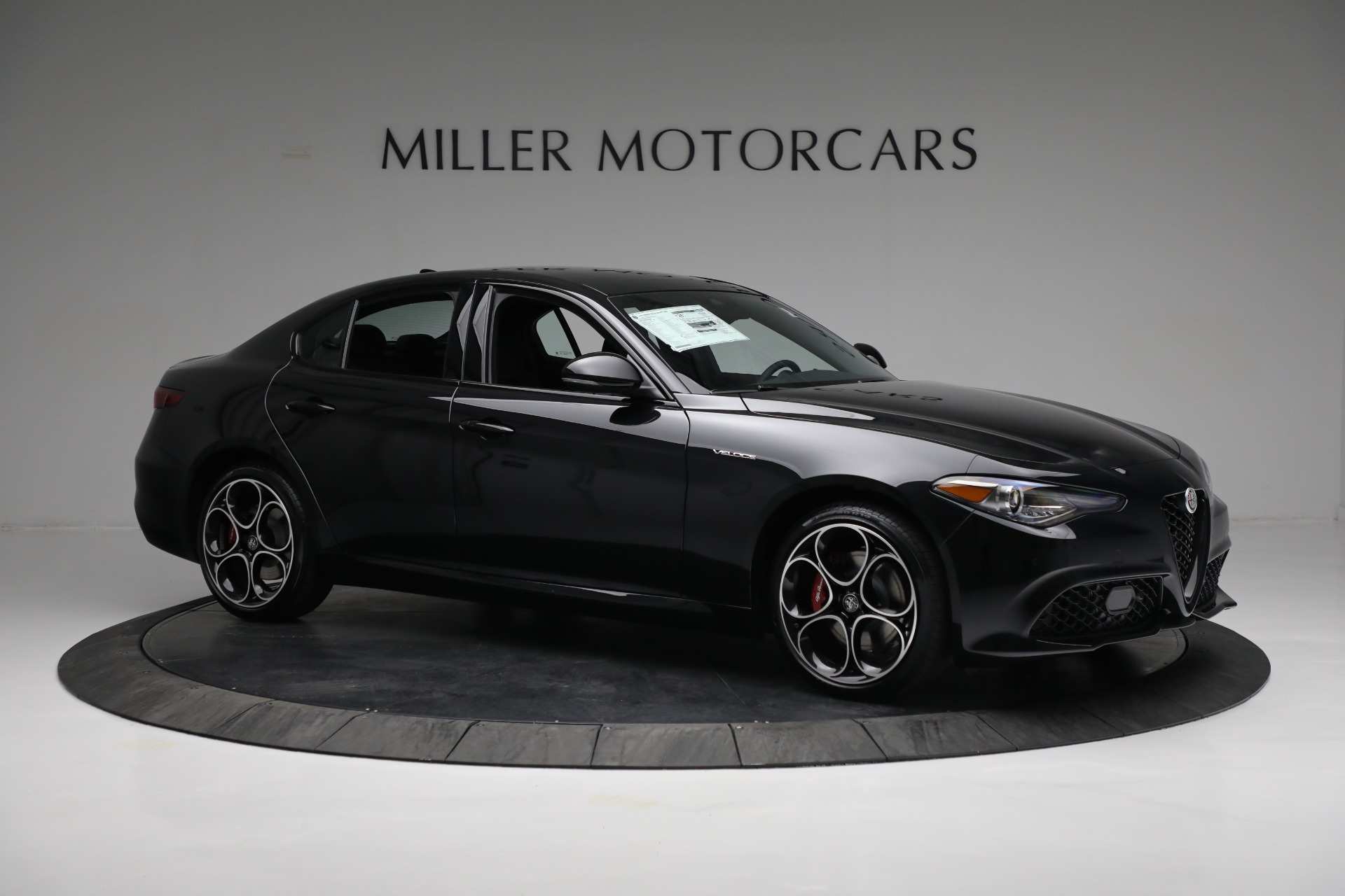 New 2022 Alfa Romeo Giulia Veloce | St. Petersburg, FL