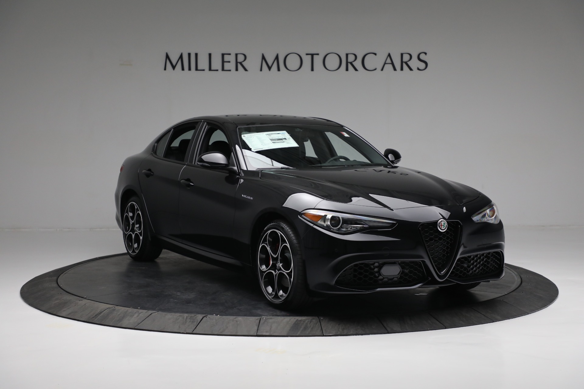 New 2022 Alfa Romeo Giulia Veloce | St. Petersburg, FL