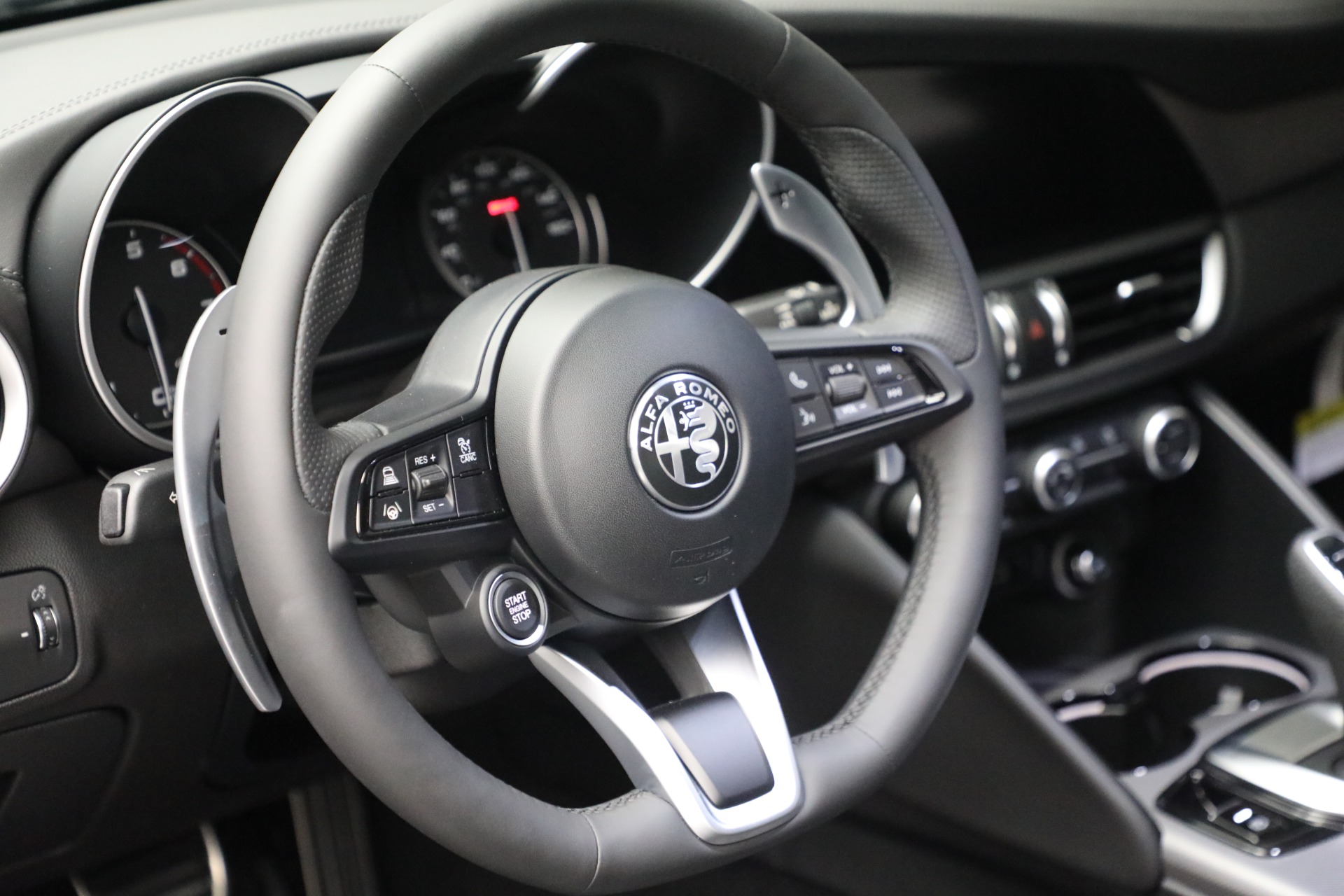 New 2022 Alfa Romeo Giulia Veloce | St. Petersburg, FL