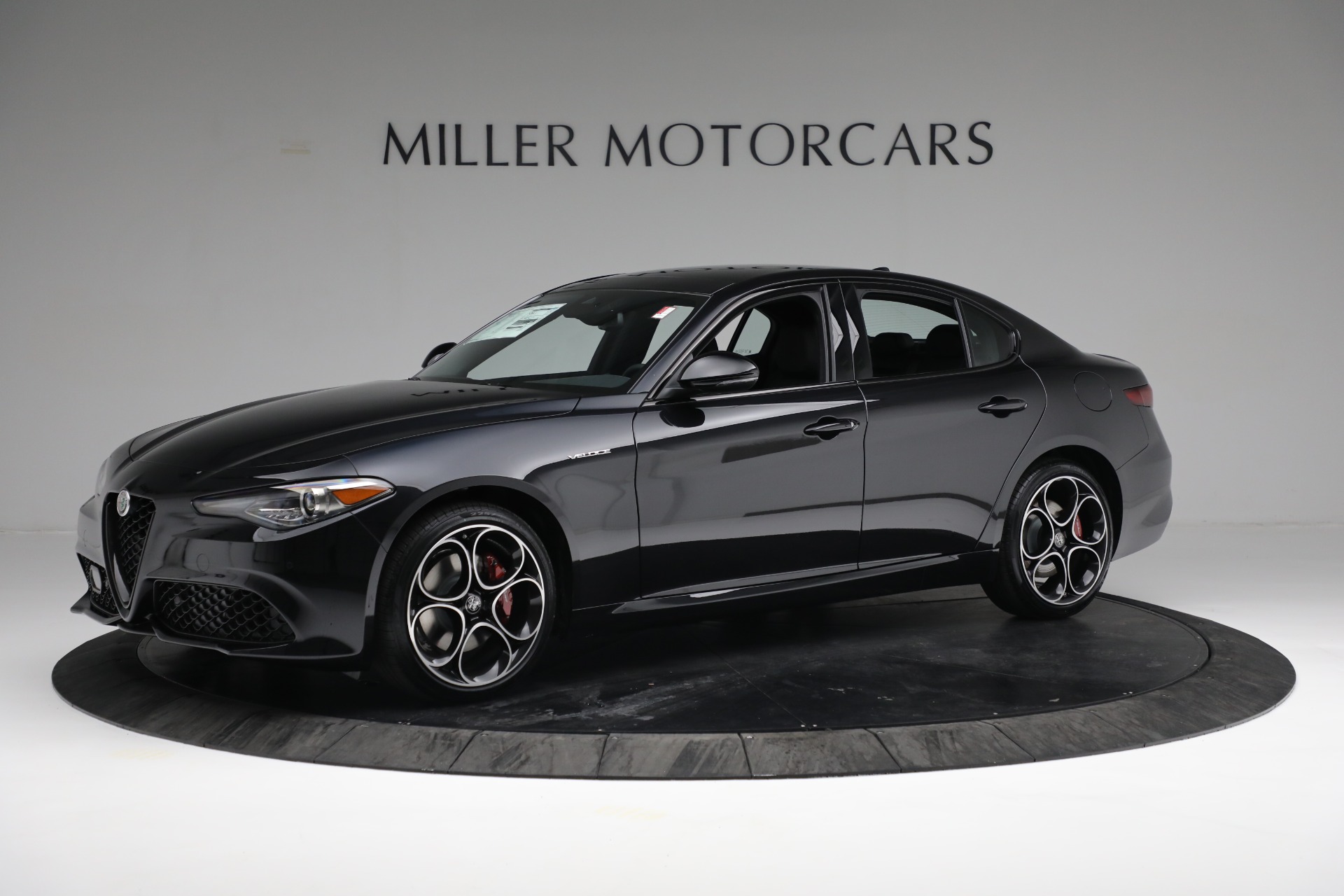New 2022 Alfa Romeo Giulia Veloce | St. Petersburg, FL