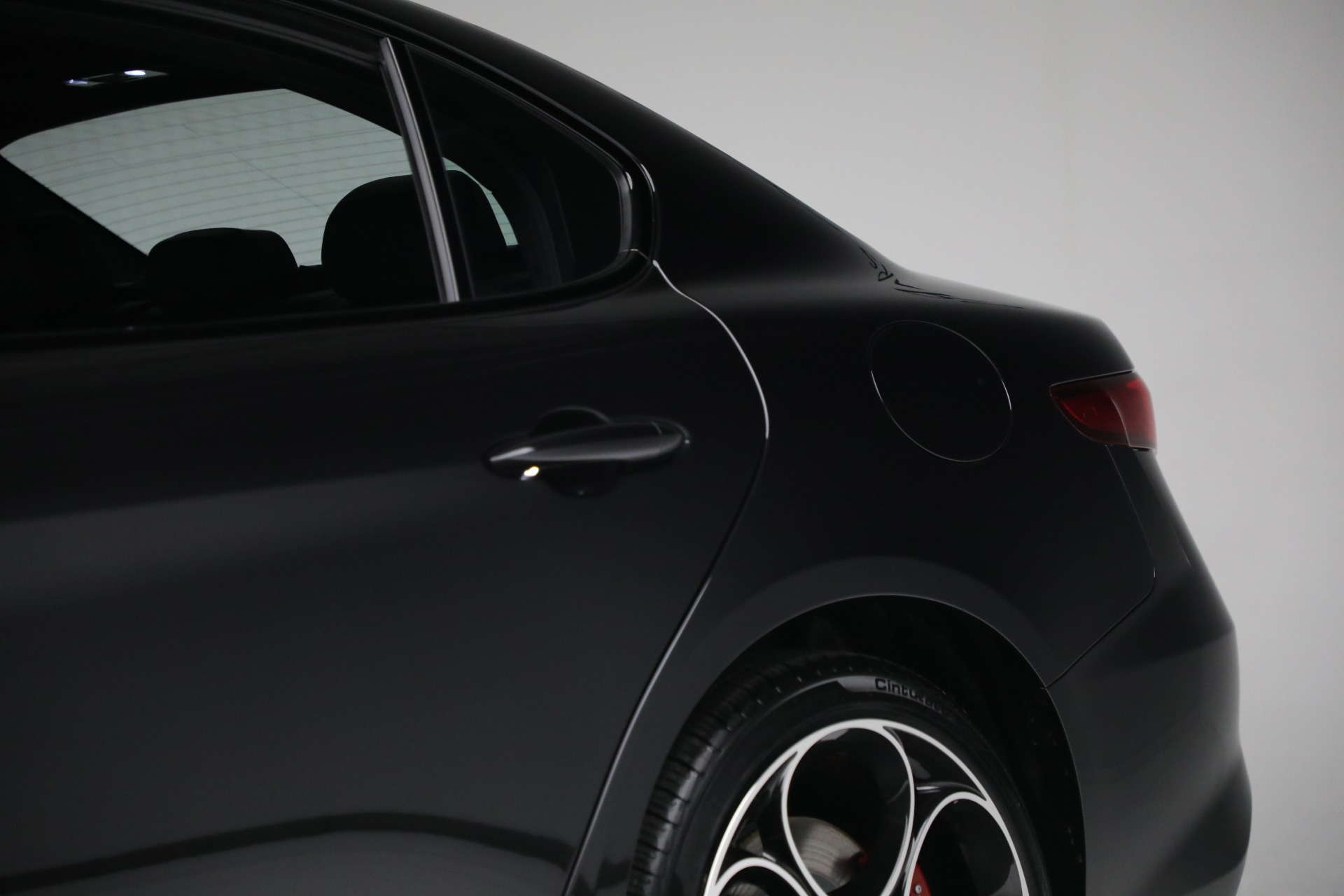 New 2022 Alfa Romeo Giulia Veloce | St. Petersburg, FL