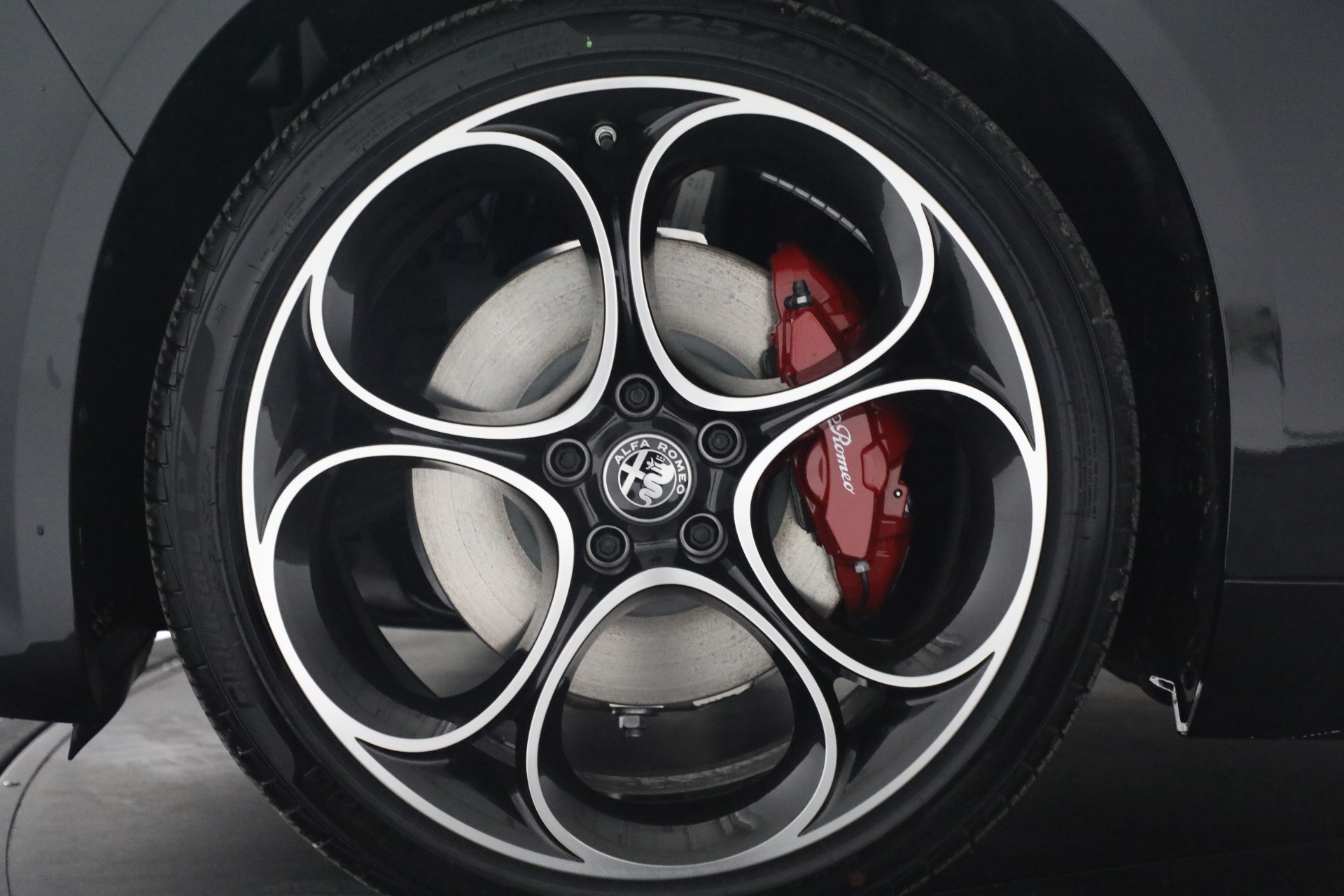 New 2022 Alfa Romeo Giulia Veloce | St. Petersburg, FL
