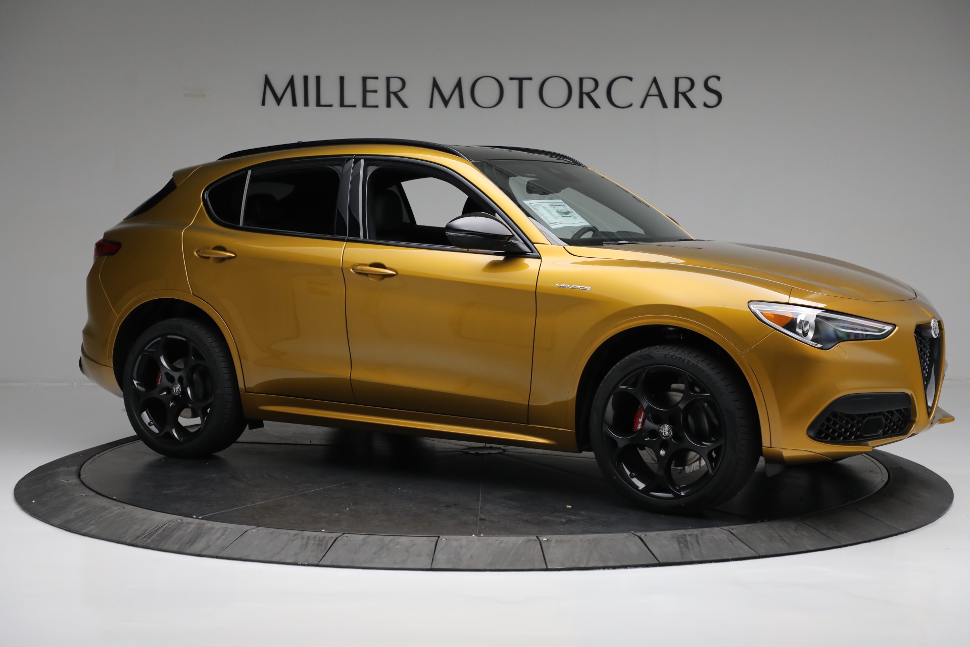 New 2022 Alfa Romeo Stelvio Veloce | St. Petersburg, FL