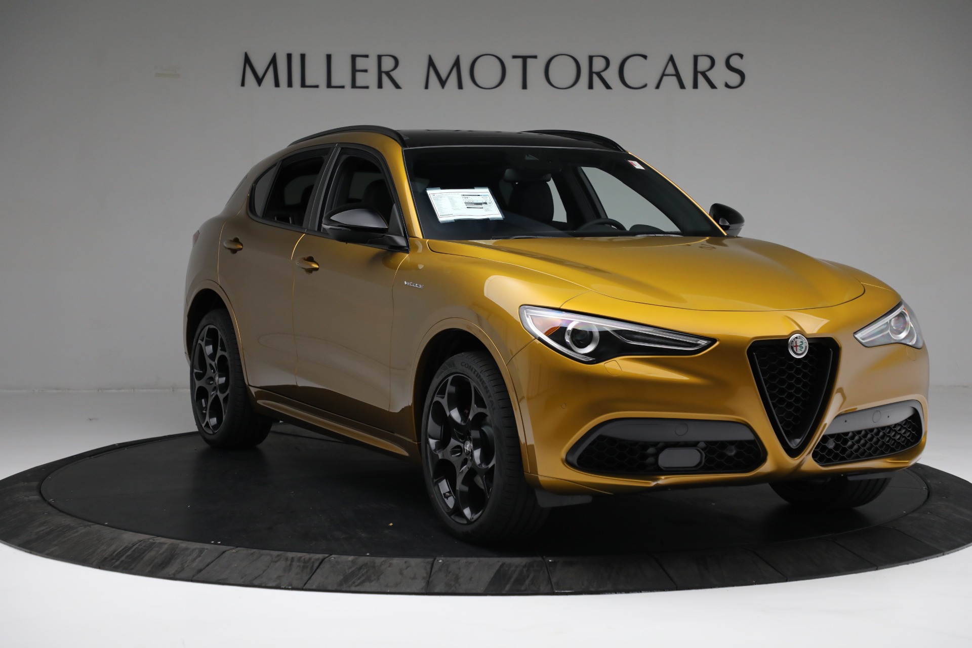 New 2022 Alfa Romeo Stelvio Veloce | St. Petersburg, FL