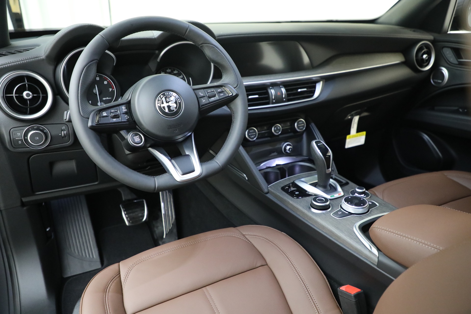 New 2022 Alfa Romeo Stelvio Ti | St. Petersburg, FL