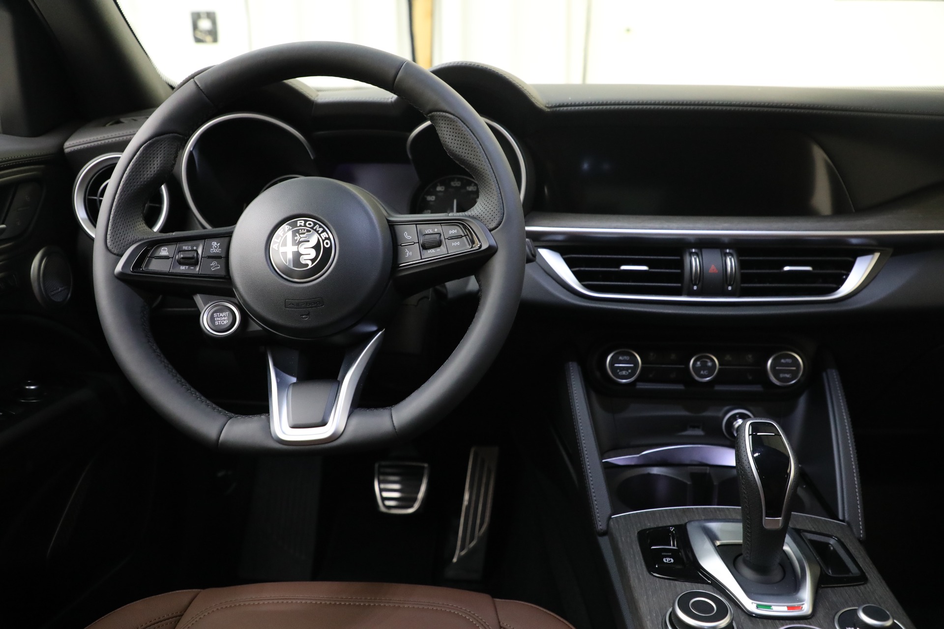 New 2022 Alfa Romeo Stelvio Ti | St. Petersburg, FL