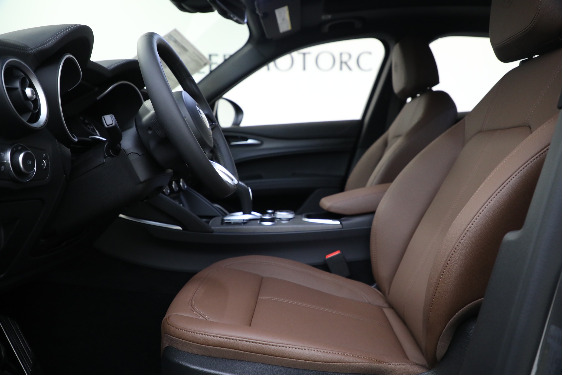 New 2022 Alfa Romeo Stelvio Ti | St. Petersburg, FL