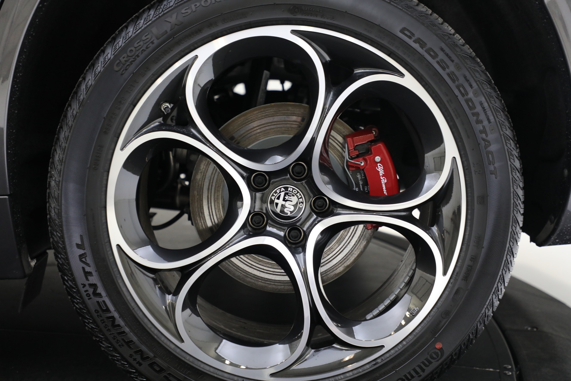 New 2022 Alfa Romeo Stelvio Ti | St. Petersburg, FL
