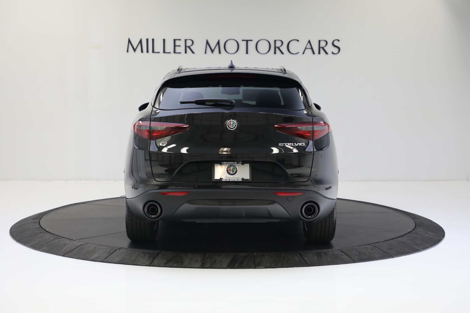 New 2022 Alfa Romeo Stelvio Sprint | St. Petersburg, FL