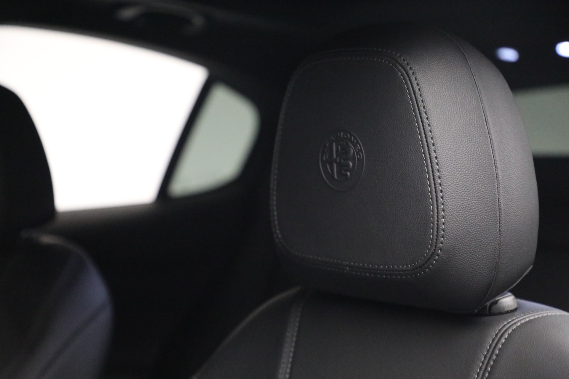 New 2022 Alfa Romeo Stelvio Sprint | St. Petersburg, FL