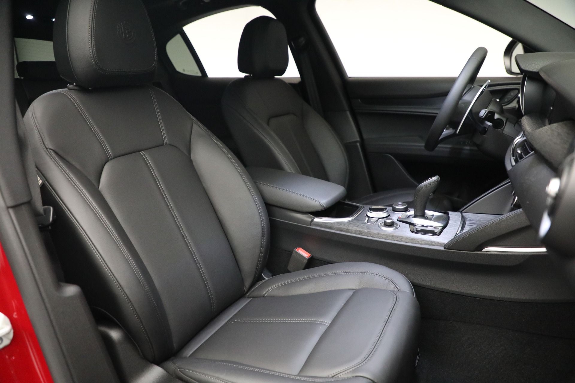 New 2022 Alfa Romeo Stelvio Sprint | St. Petersburg, FL