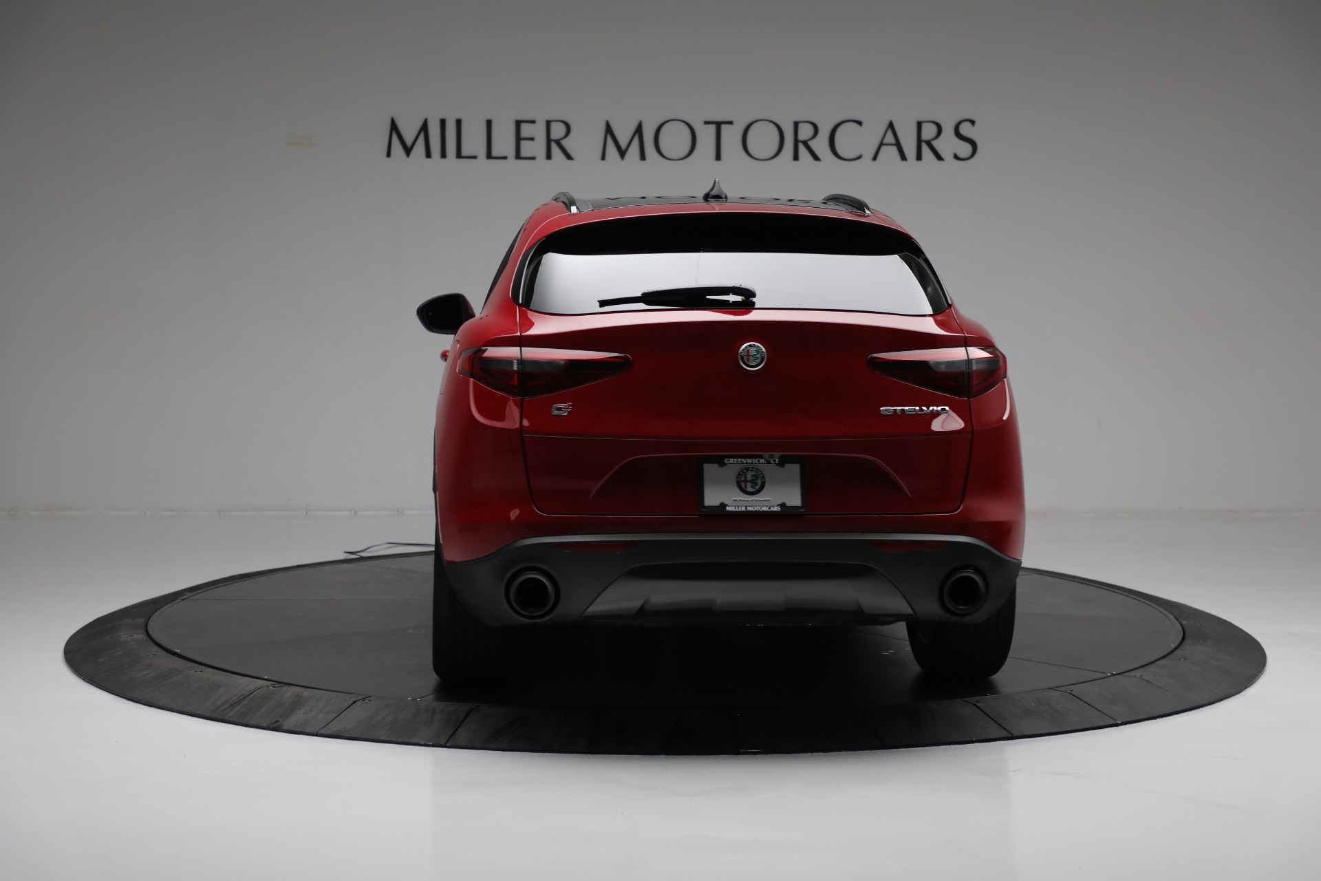New 2022 Alfa Romeo Stelvio Sprint | St. Petersburg, FL