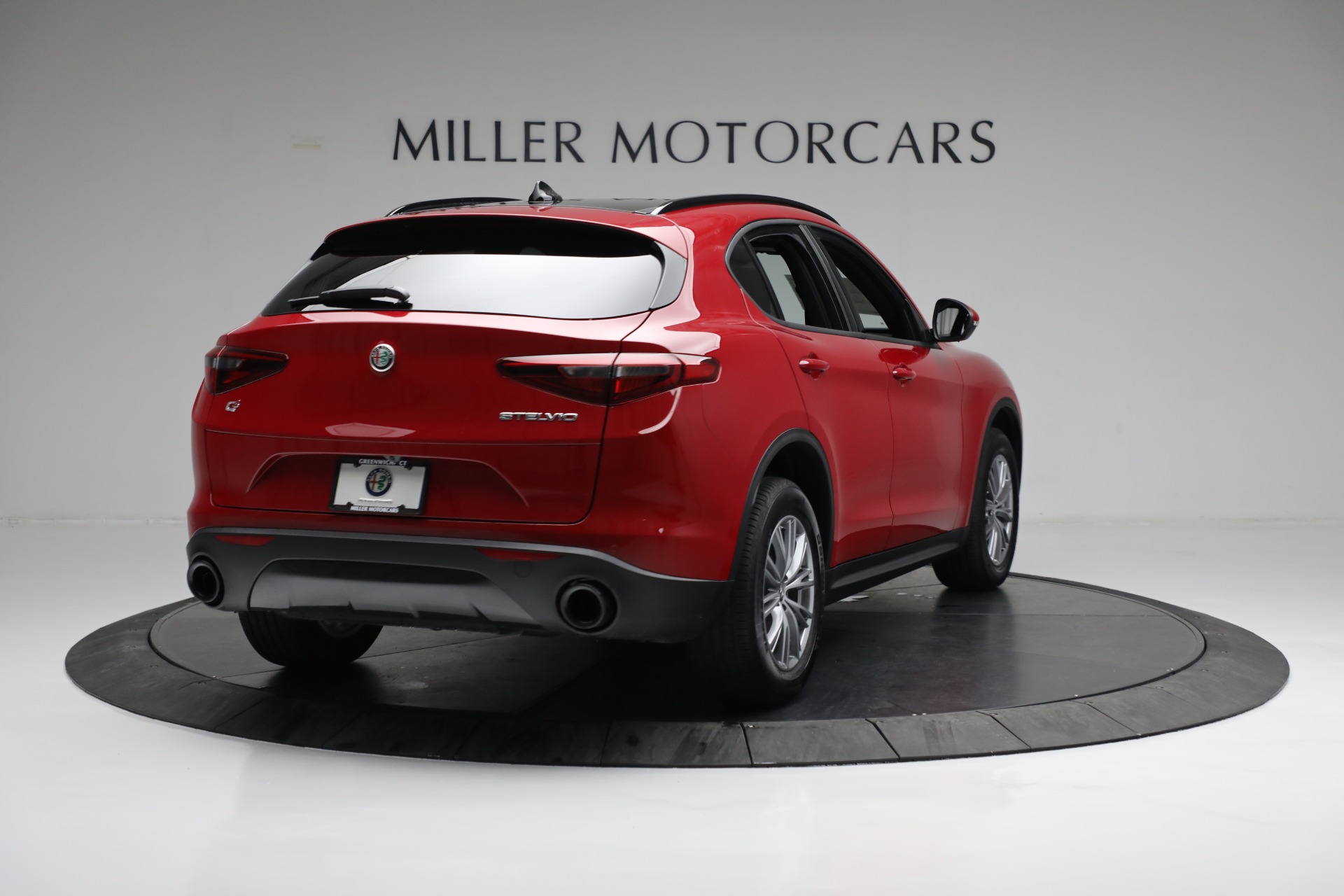 New 2022 Alfa Romeo Stelvio Sprint | St. Petersburg, FL