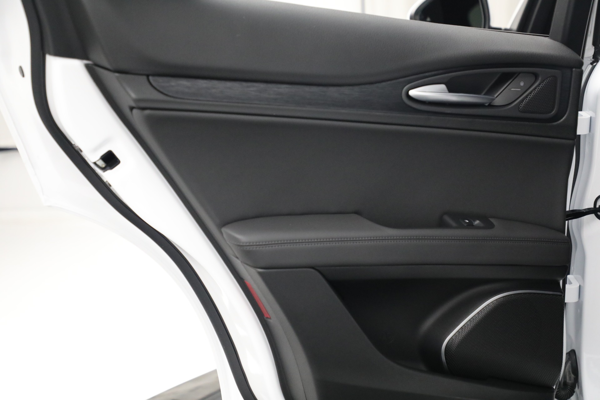 New 2022 Alfa Romeo Stelvio Sprint | St. Petersburg, FL