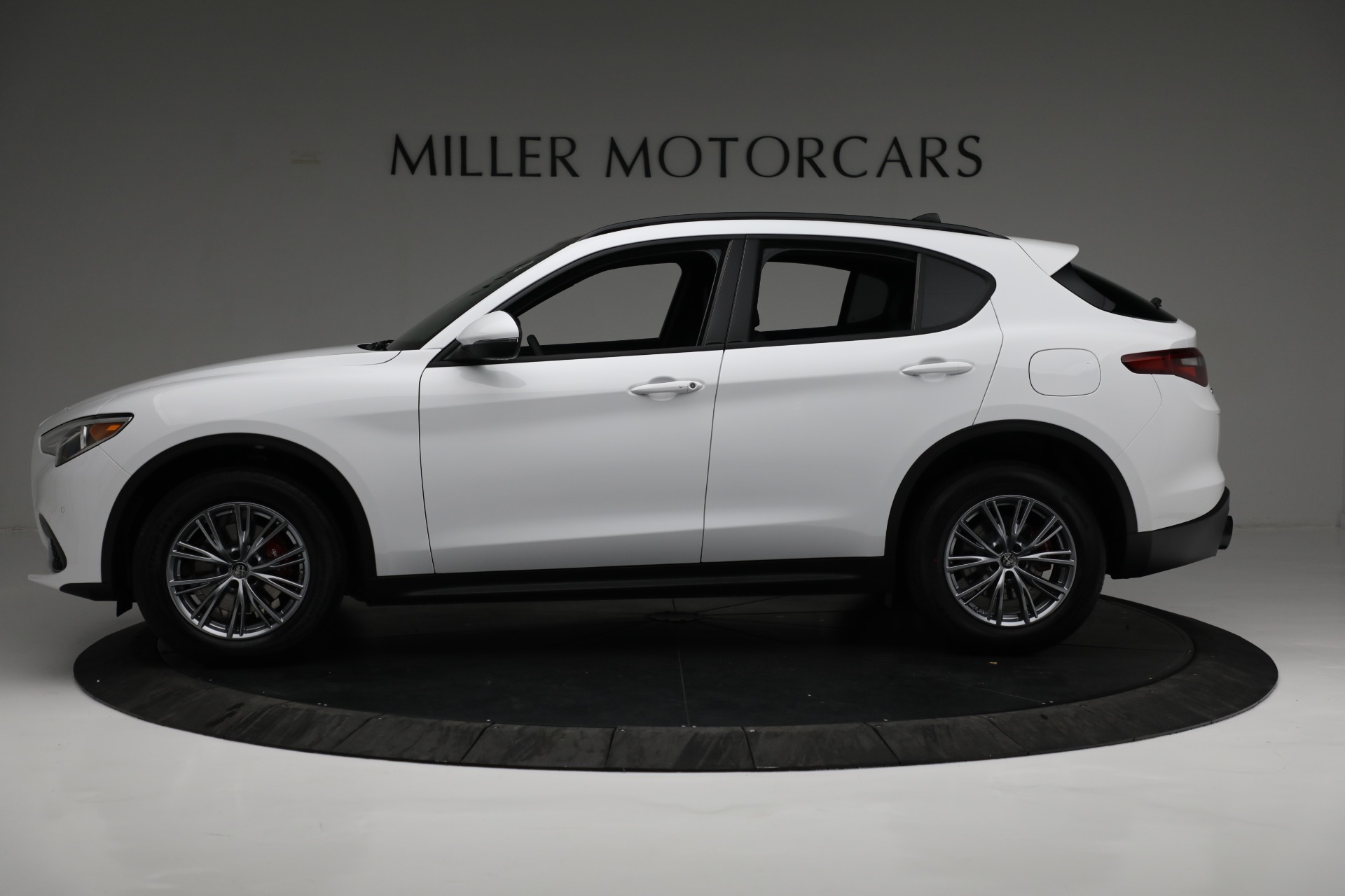 New 2022 Alfa Romeo Stelvio Sprint | St. Petersburg, FL