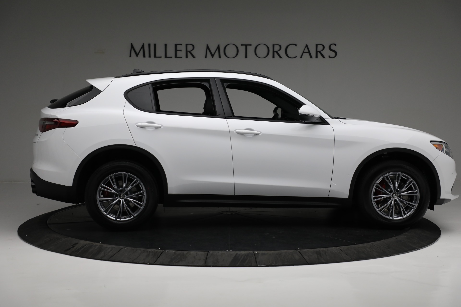 New 2022 Alfa Romeo Stelvio Sprint | St. Petersburg, FL