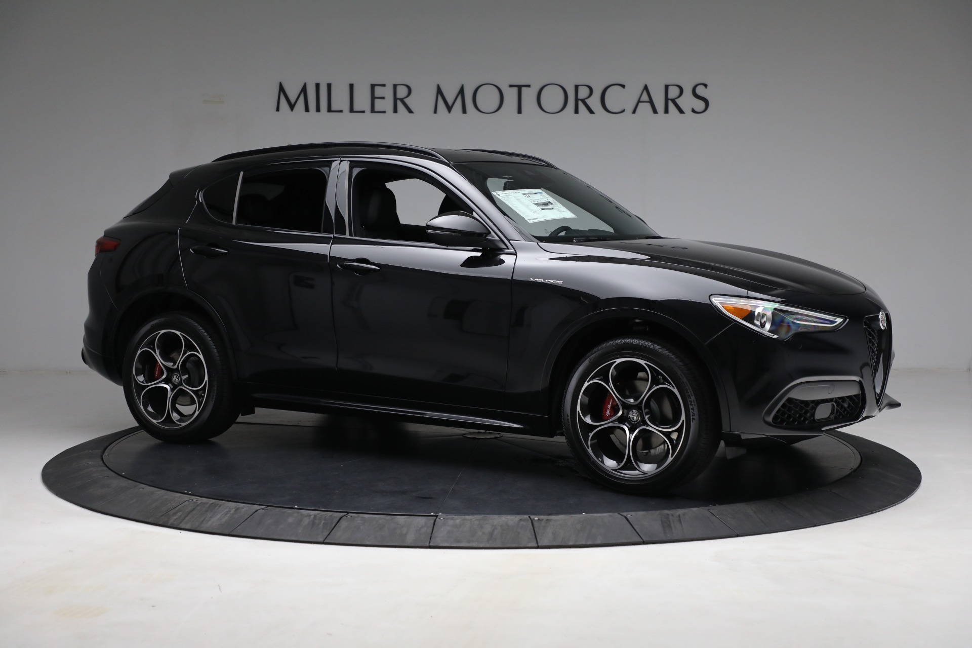 New 2022 Alfa Romeo Stelvio Veloce | St. Petersburg, FL