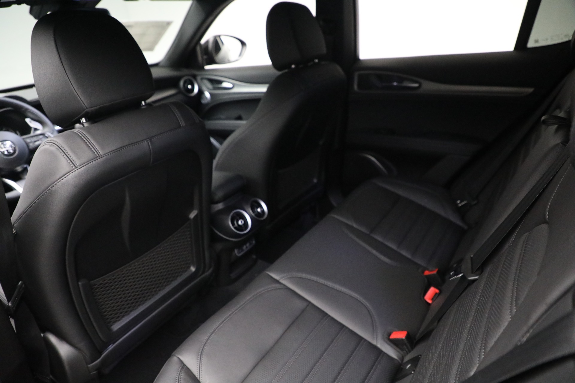 New 2022 Alfa Romeo Stelvio Veloce | St. Petersburg, FL