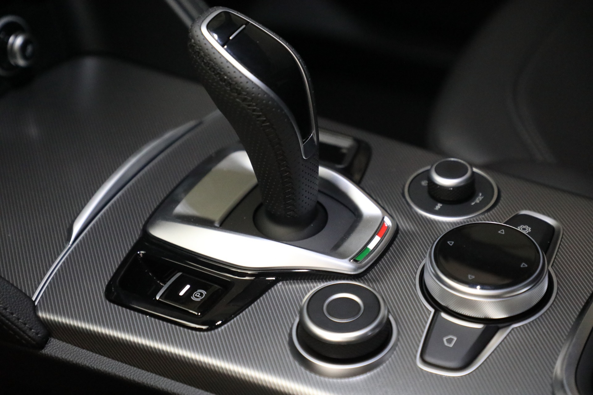New 2022 Alfa Romeo Stelvio Veloce | St. Petersburg, FL