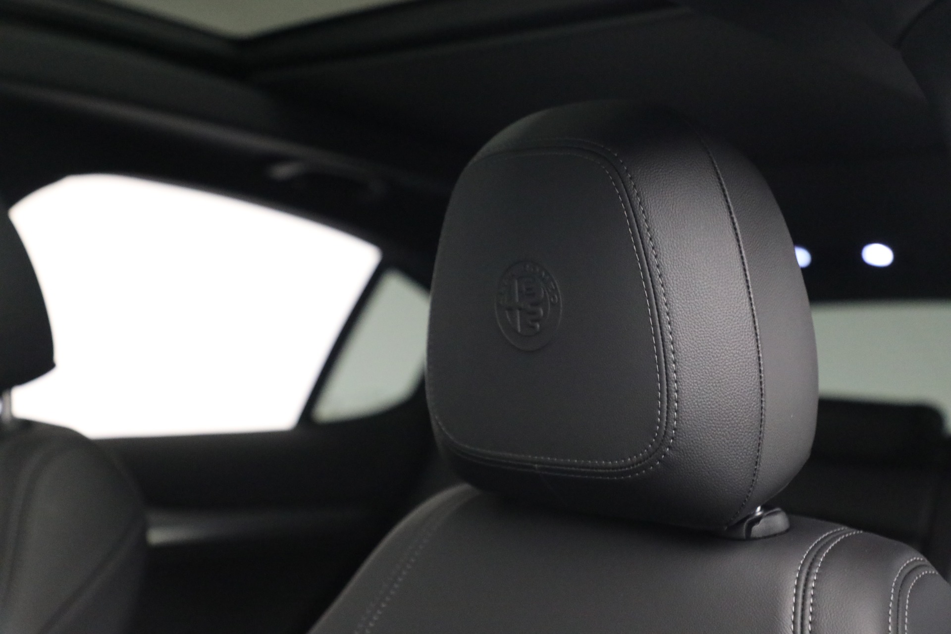 New 2022 Alfa Romeo Stelvio | St. Petersburg, FL