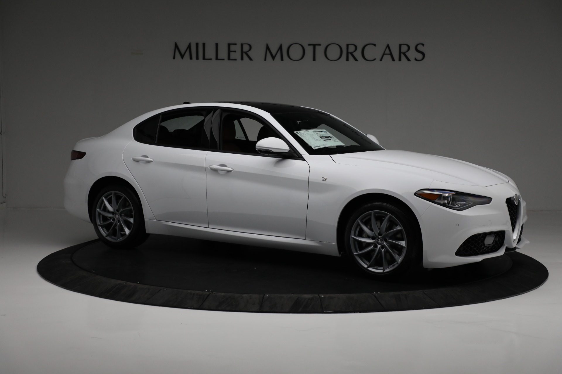 New 2022 Alfa Romeo Giulia Ti | St. Petersburg, FL