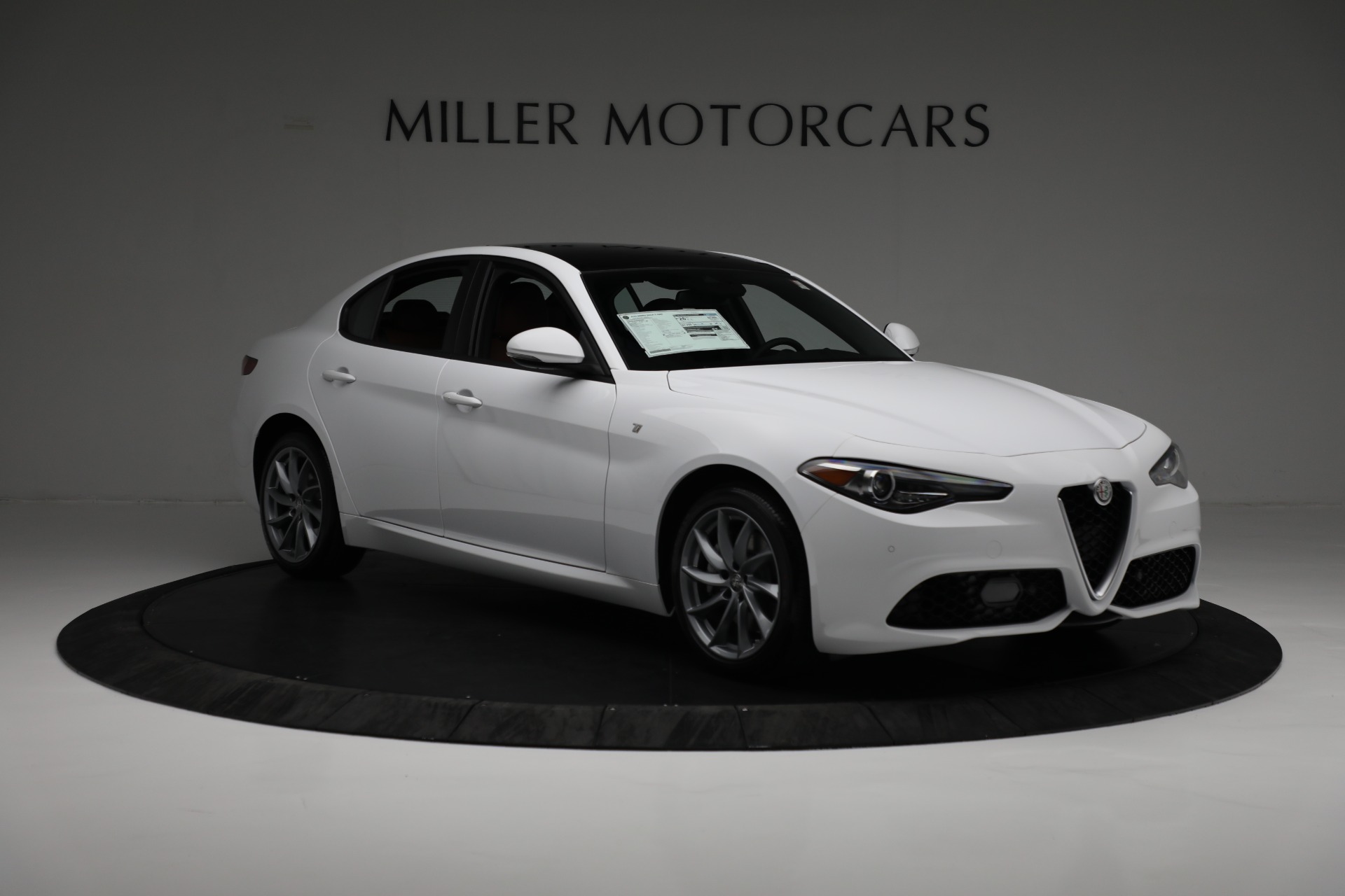 New 2022 Alfa Romeo Giulia Ti | St. Petersburg, FL