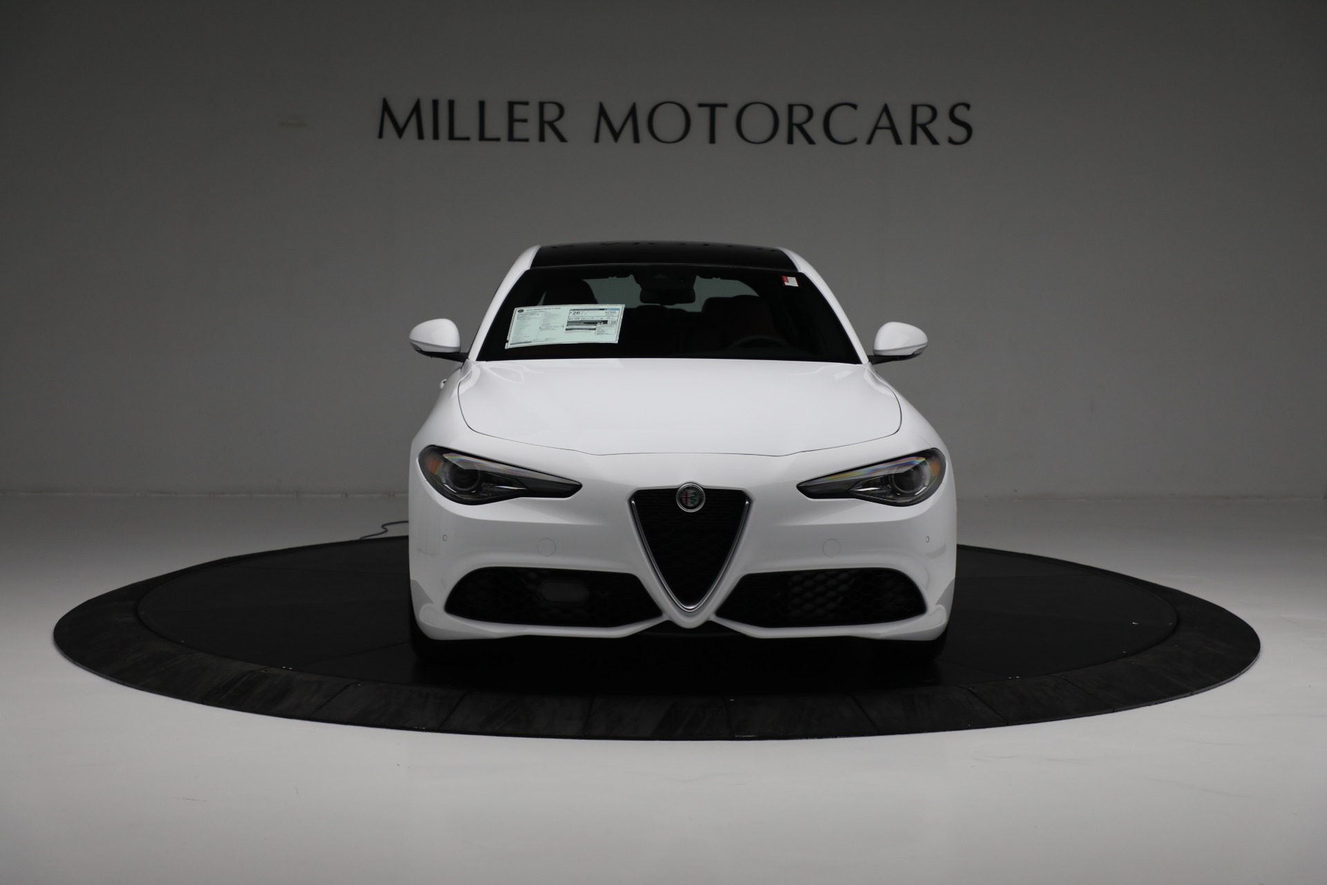 New 2022 Alfa Romeo Giulia Ti | St. Petersburg, FL