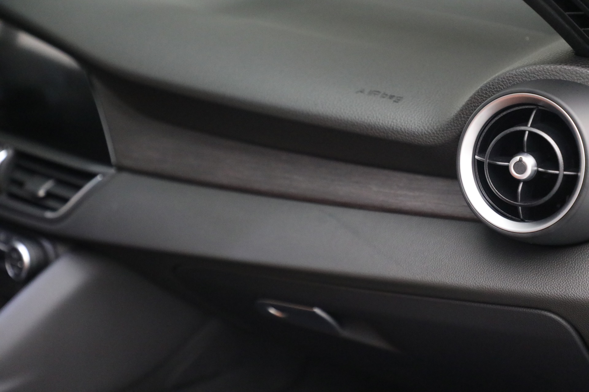 New 2022 Alfa Romeo Giulia Ti | St. Petersburg, FL