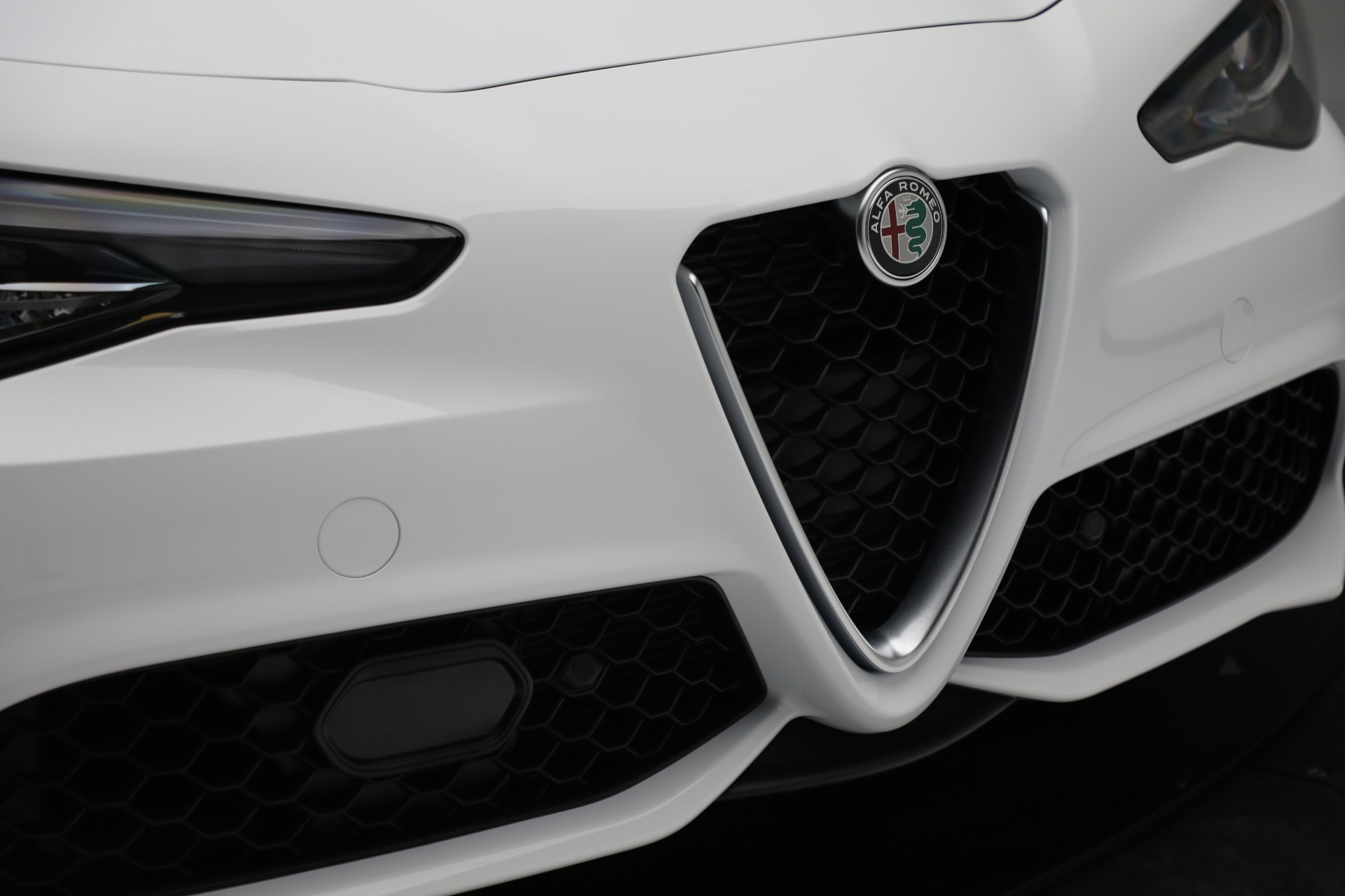 New 2022 Alfa Romeo Giulia Ti | St. Petersburg, FL