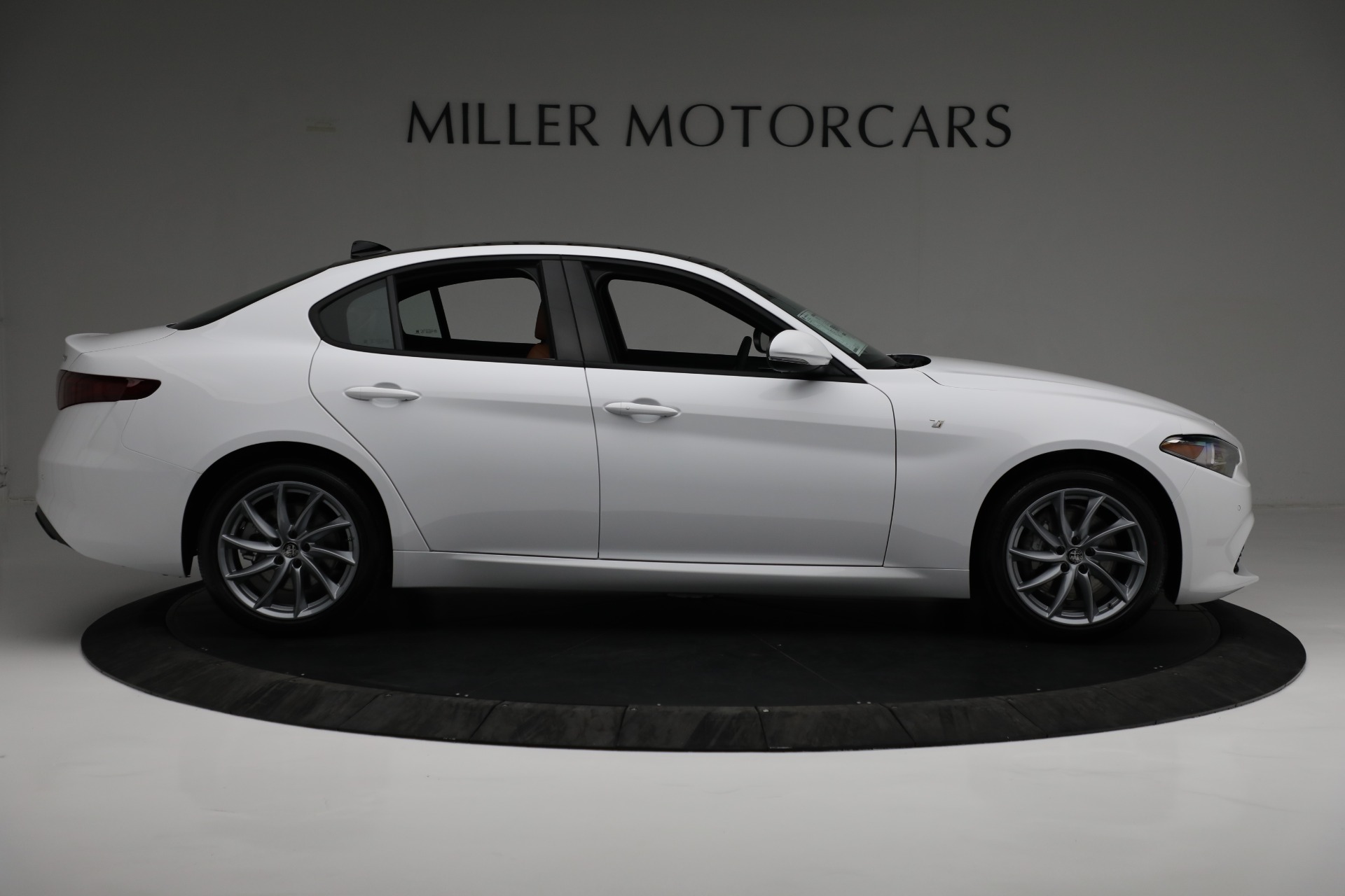New 2022 Alfa Romeo Giulia Ti | St. Petersburg, FL