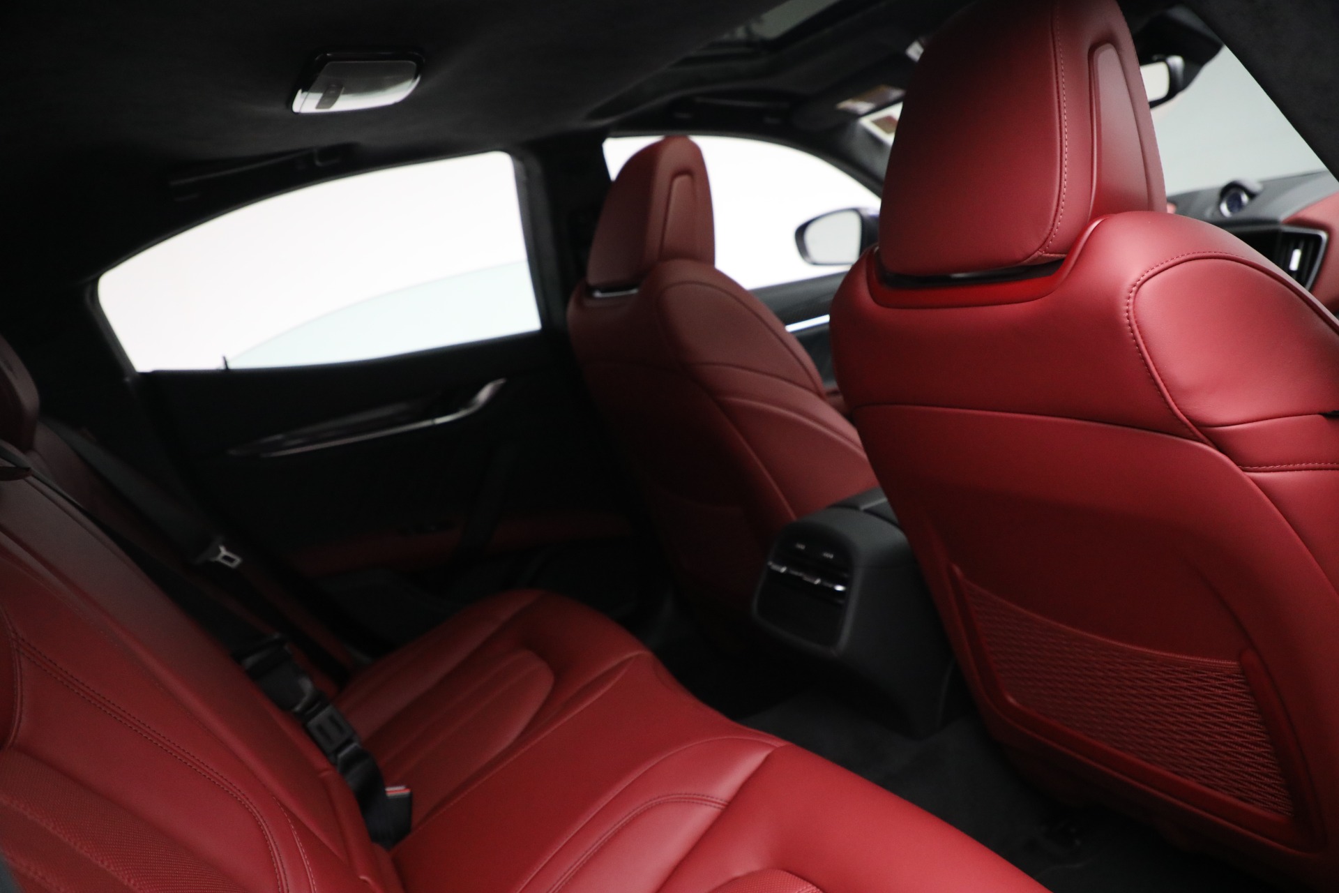 New 2022 Maserati Ghibli Modena Q4 | St. Petersburg, FL