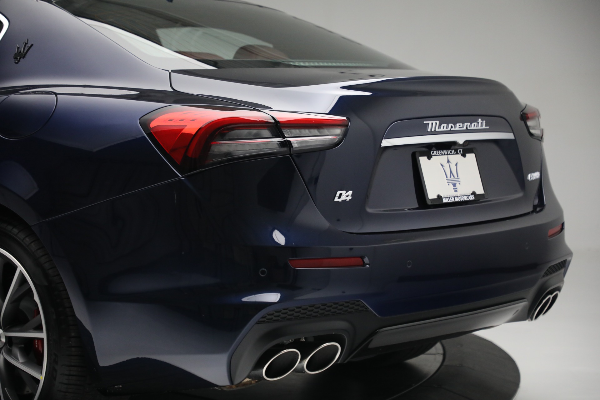 New 2022 Maserati Ghibli Modena Q4 | St. Petersburg, FL