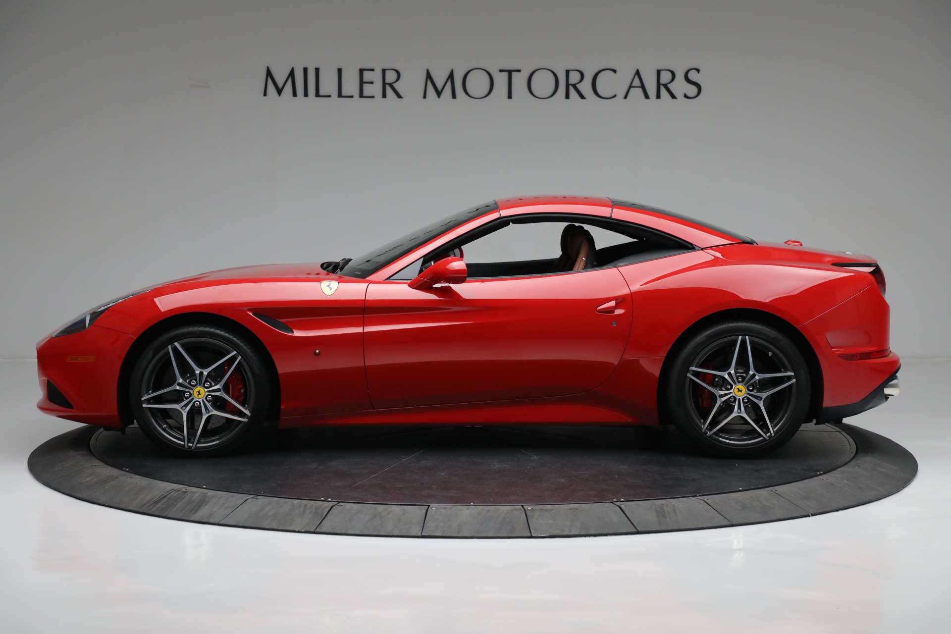 Used 2016 Ferrari California T | St. Petersburg, FL