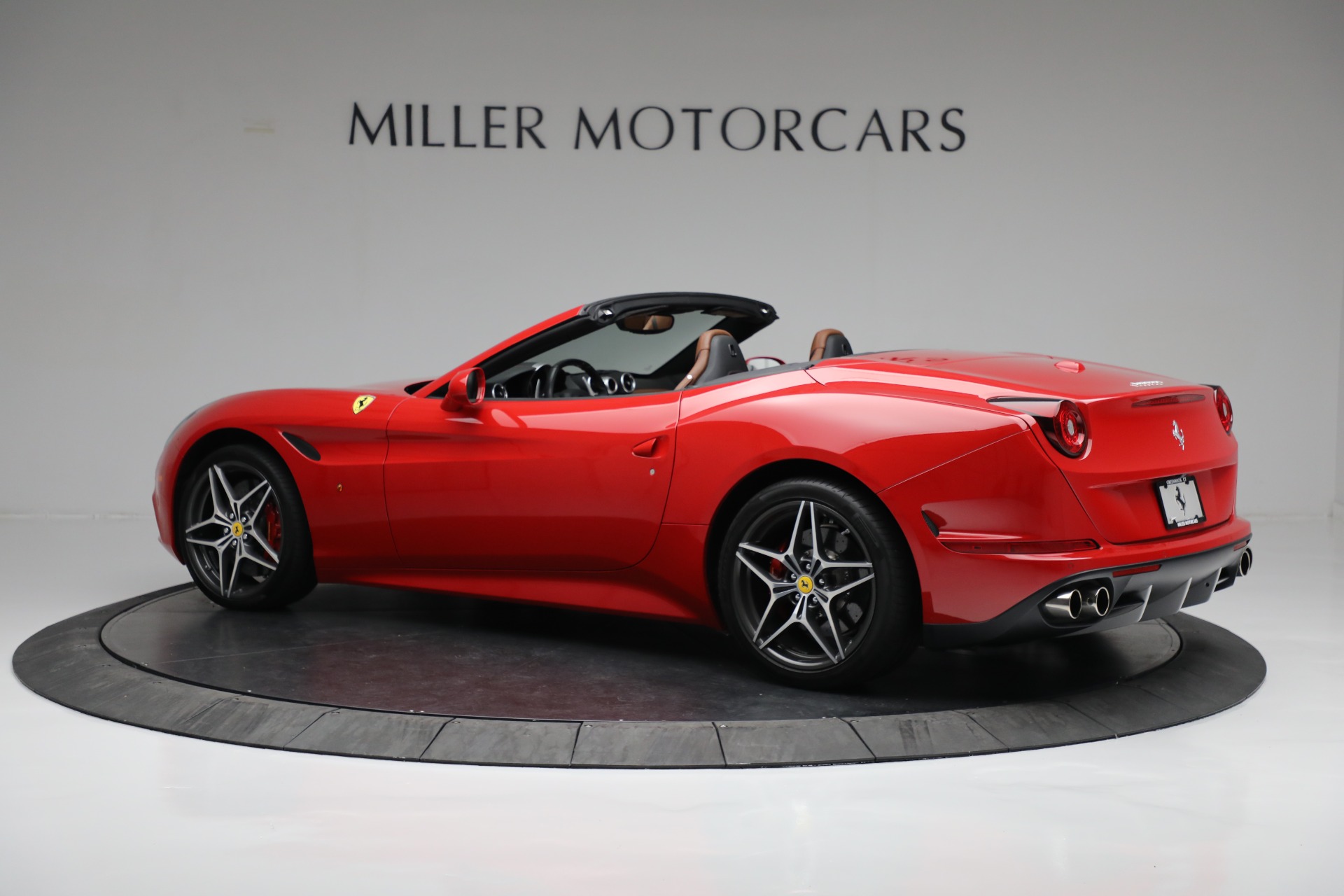 Used 2016 Ferrari California T | St. Petersburg, FL