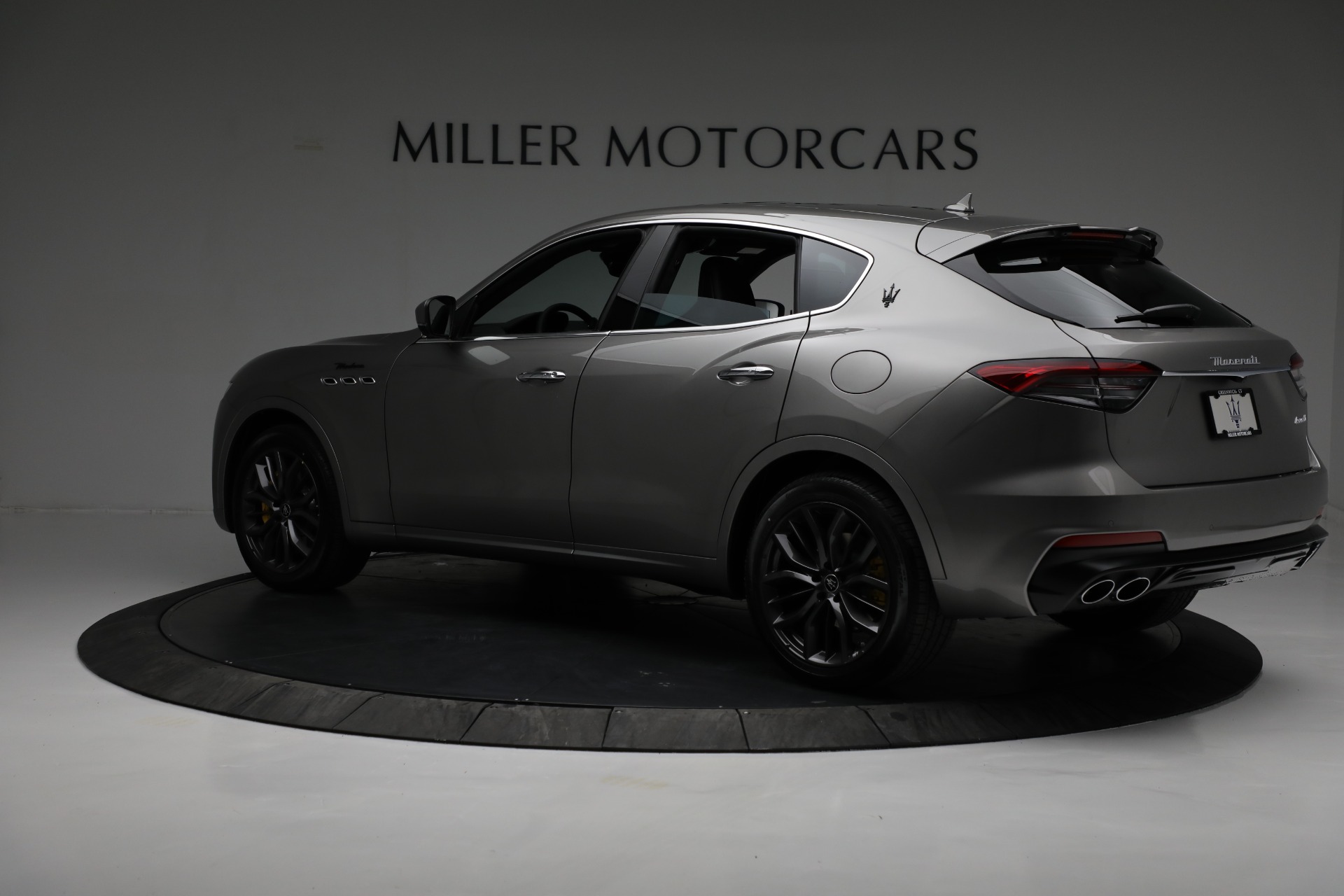 New 2022 Maserati Levante Modena | St. Petersburg, FL