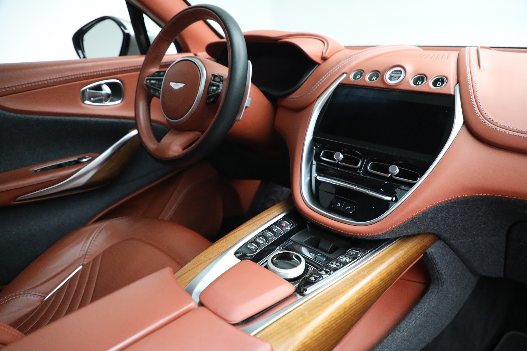 Used 2021 Aston Martin DBX | St. Petersburg, FL