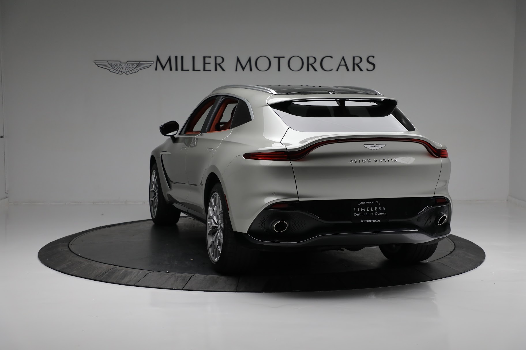 Used 2021 Aston Martin DBX | St. Petersburg, FL