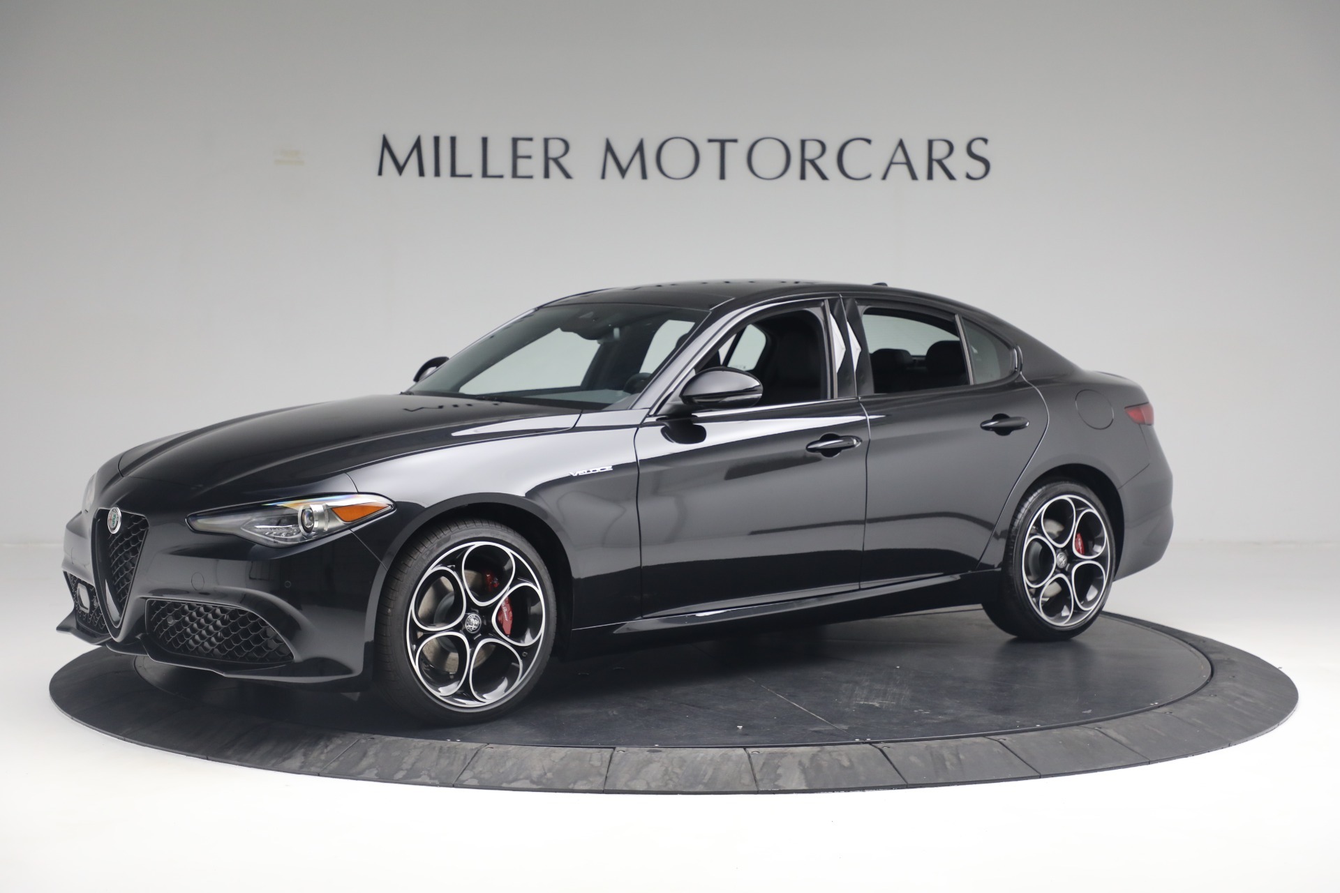 New 2022 Alfa Romeo Giulia Veloce | St. Petersburg, FL
