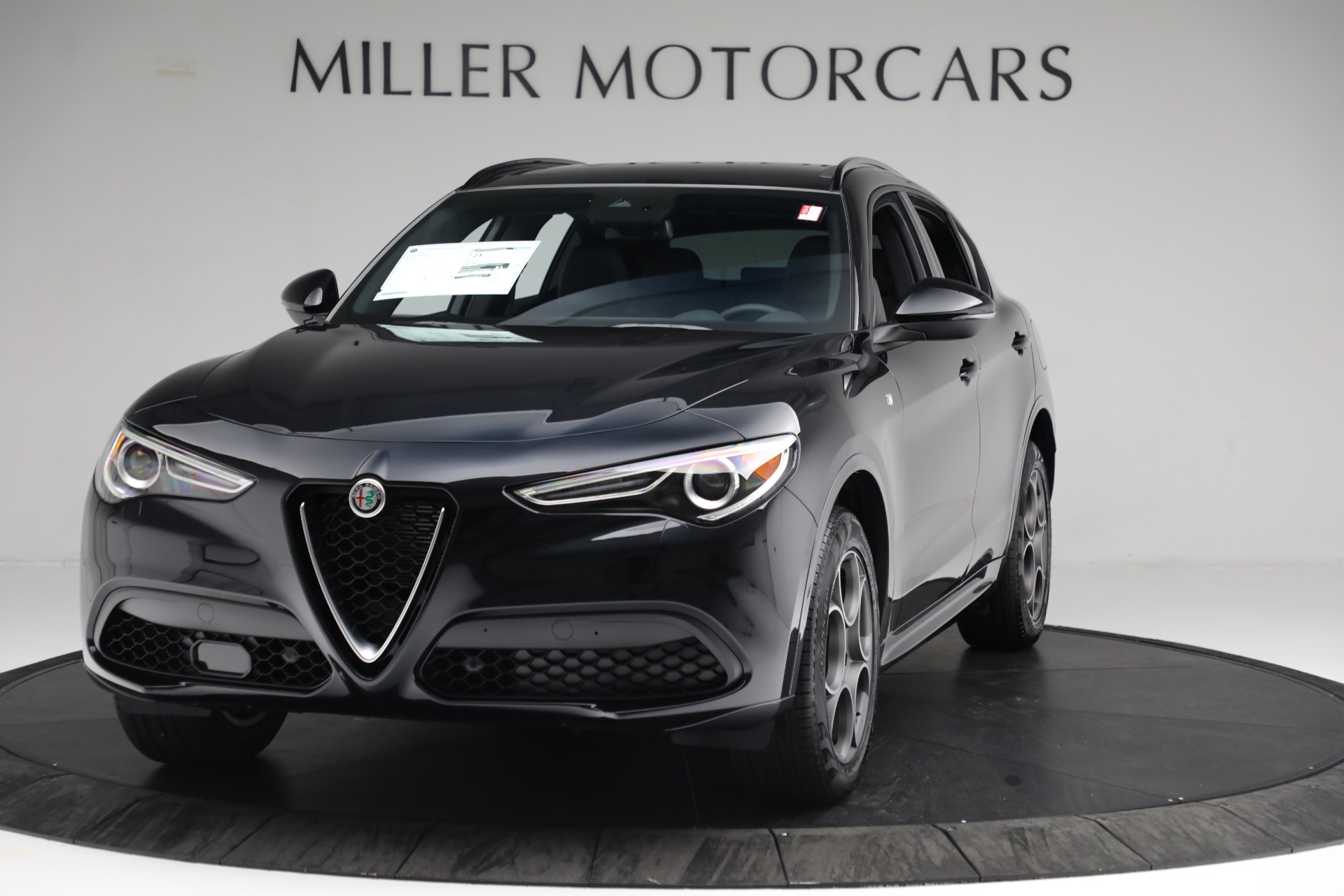 New 2022 Alfa Romeo Stelvio Ti | St. Petersburg, FL