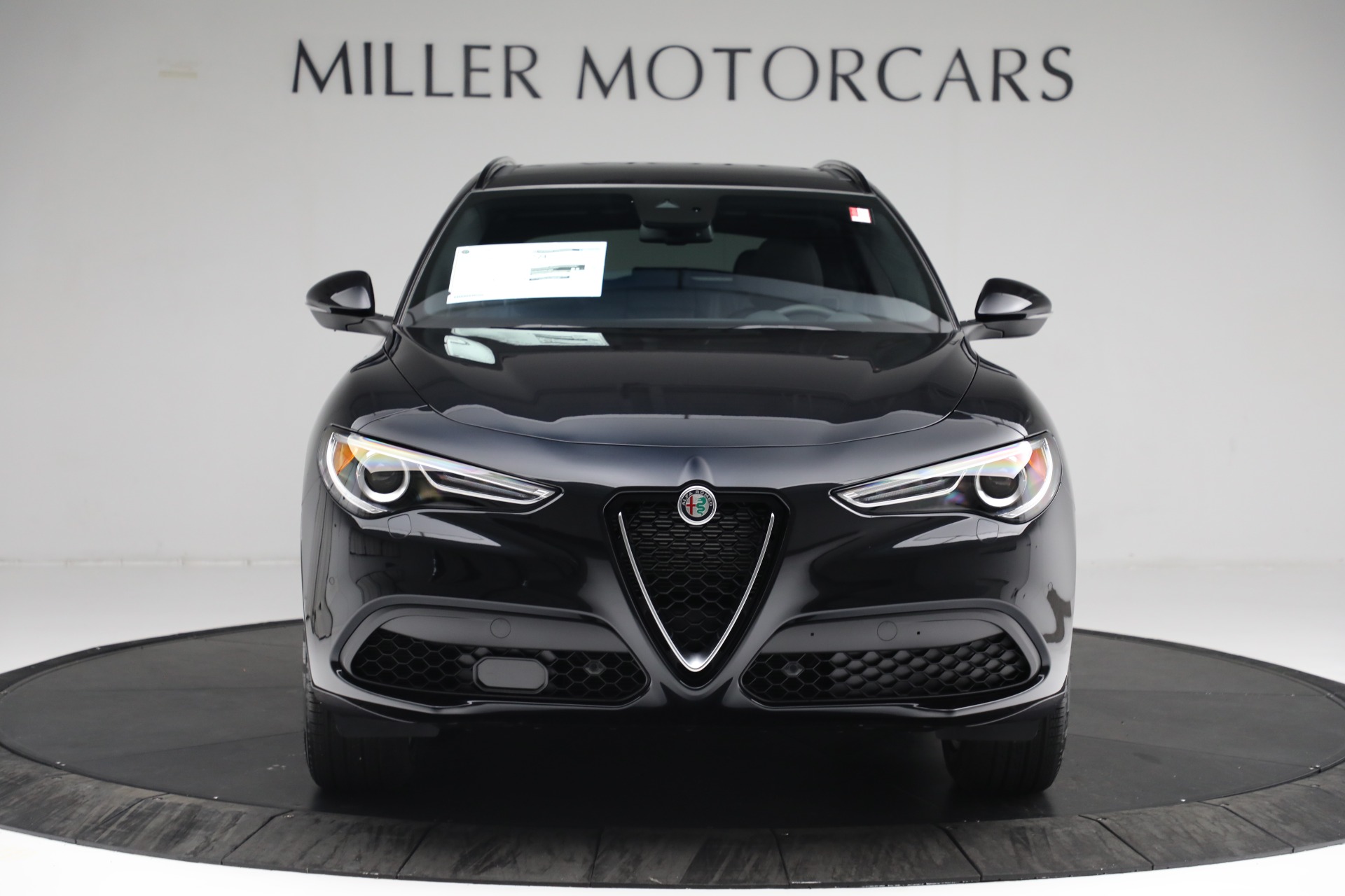 New 2022 Alfa Romeo Stelvio Ti | St. Petersburg, FL