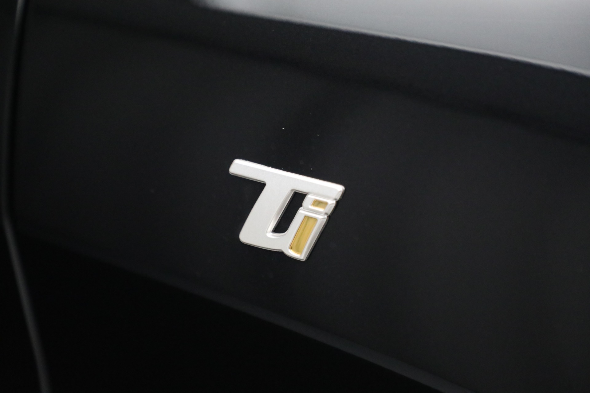 New 2022 Alfa Romeo Stelvio Ti | St. Petersburg, FL