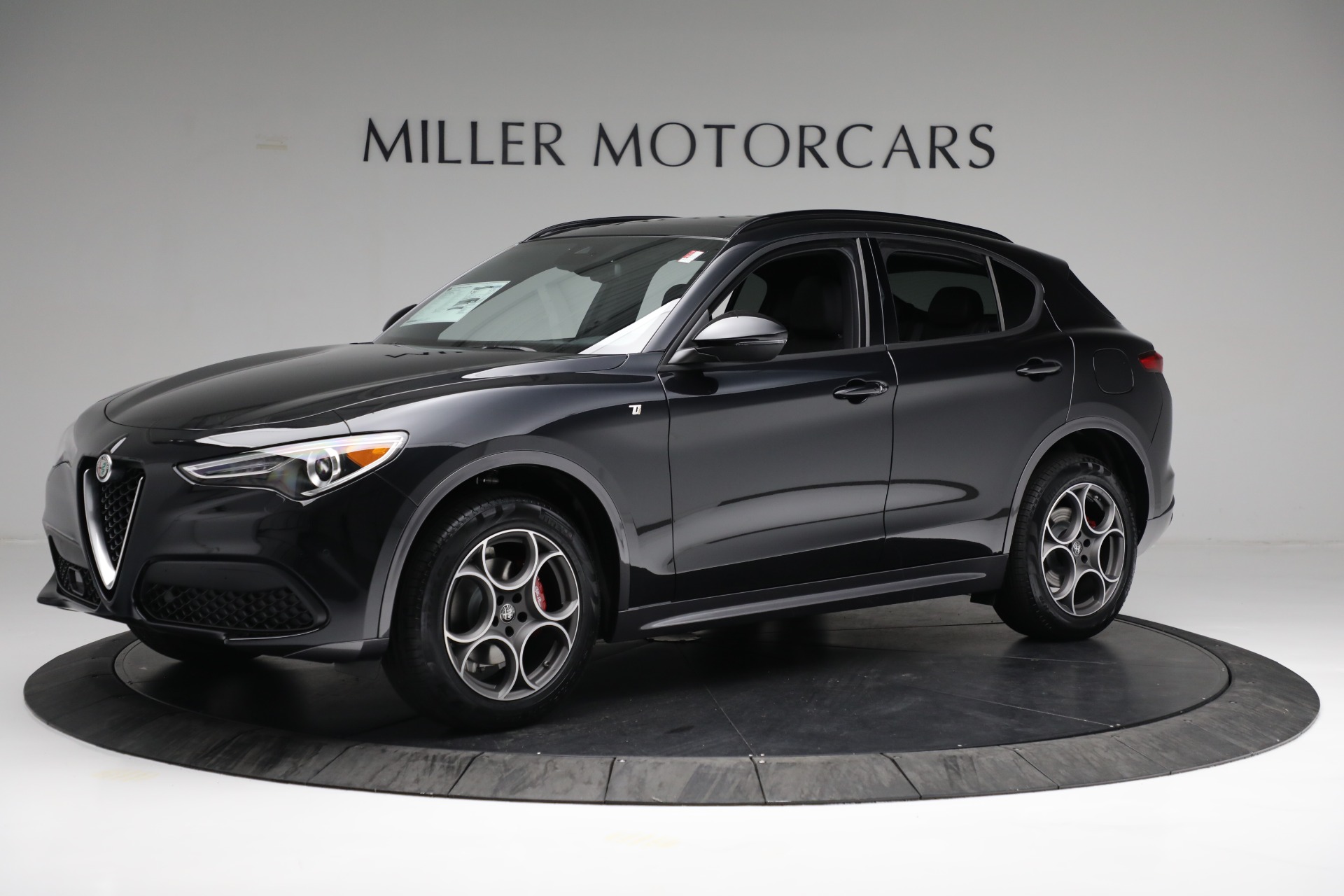New 2022 Alfa Romeo Stelvio Ti | St. Petersburg, FL