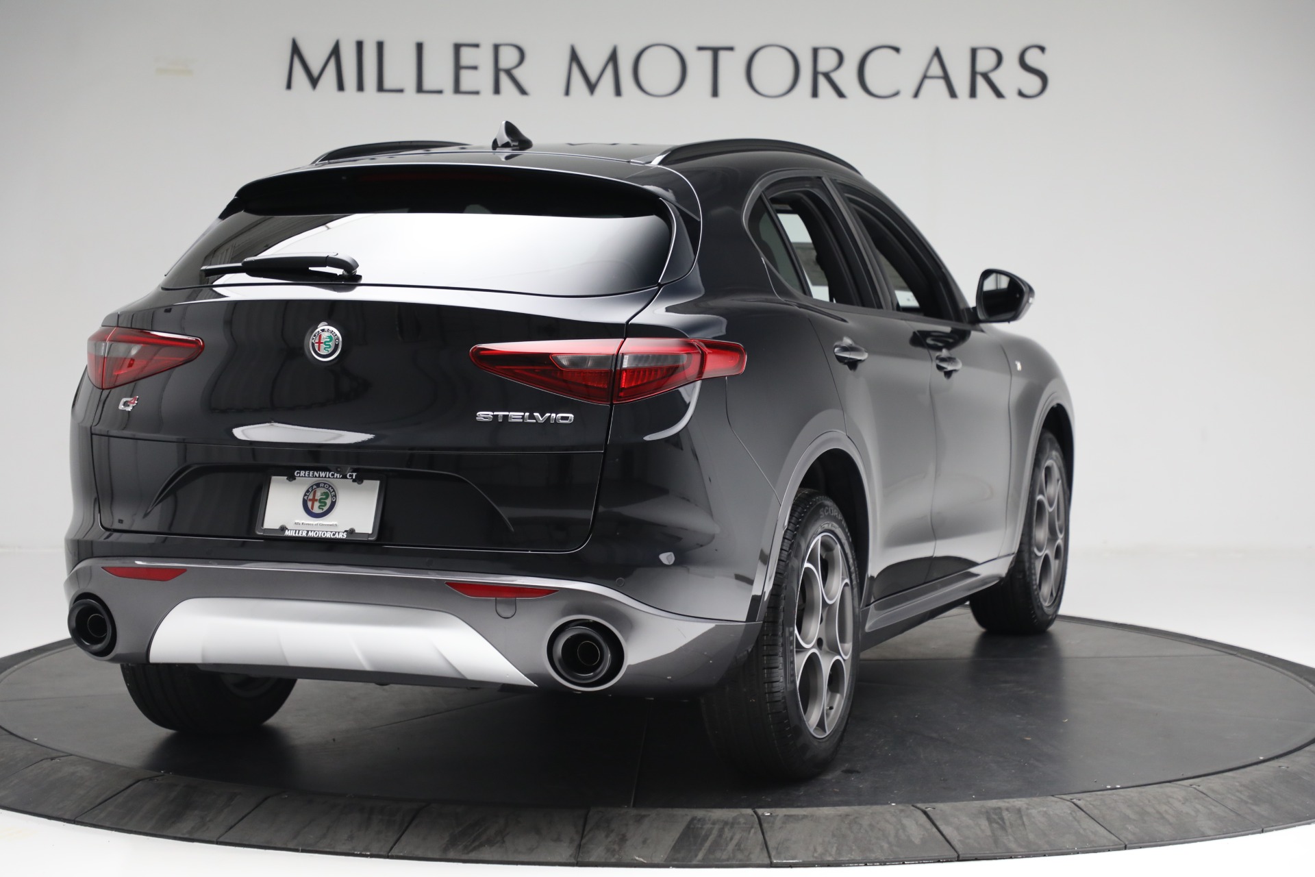 New 2022 Alfa Romeo Stelvio Ti | St. Petersburg, FL