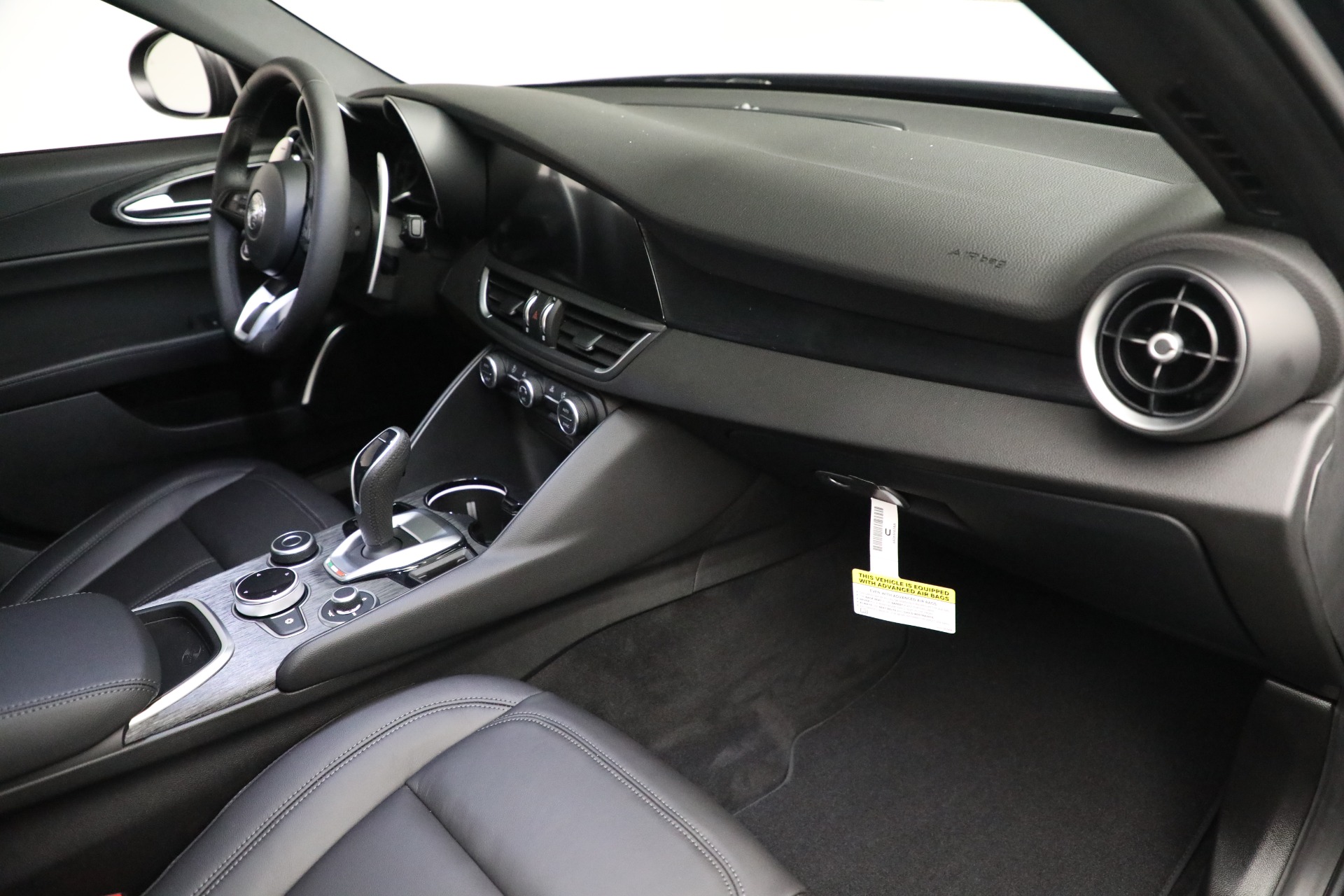 New 2022 Alfa Romeo Giulia Sprint | St. Petersburg, FL
